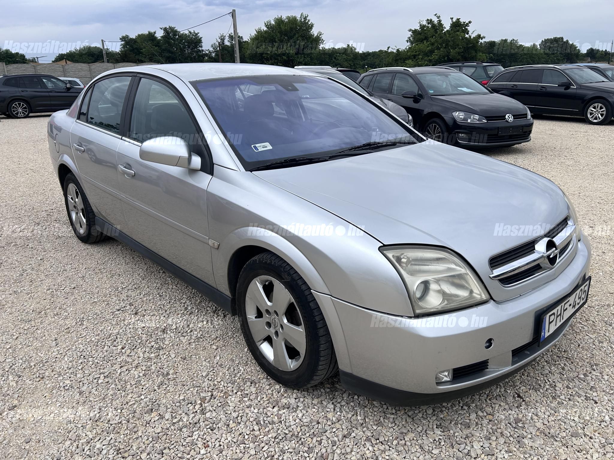 OPEL VECTRA 2004/8 - 1
