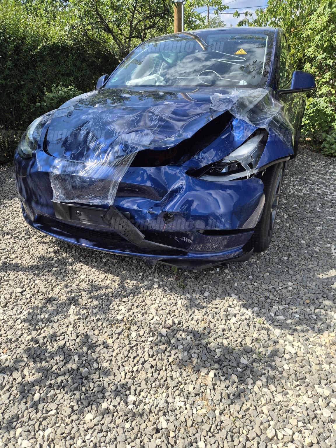 TESLA MODEL Y 2024/6 - 1