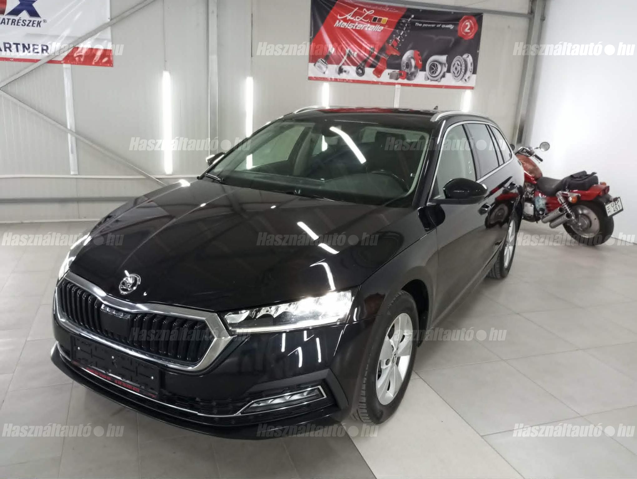 SKODA OCTAVIA 2022/3 - 1