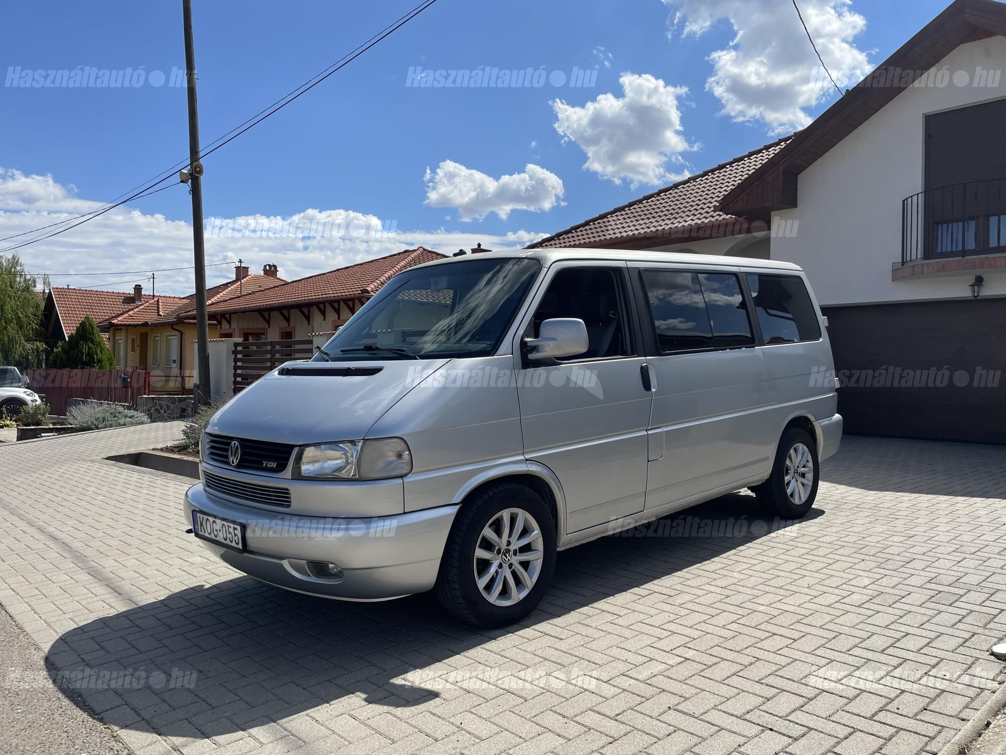 VOLKSWAGEN MULTIVAN 2001/5 - 1