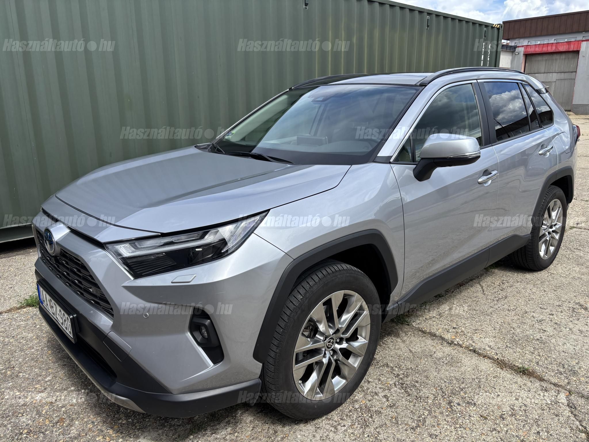 TOYOTA RAV 4 2022 - 1