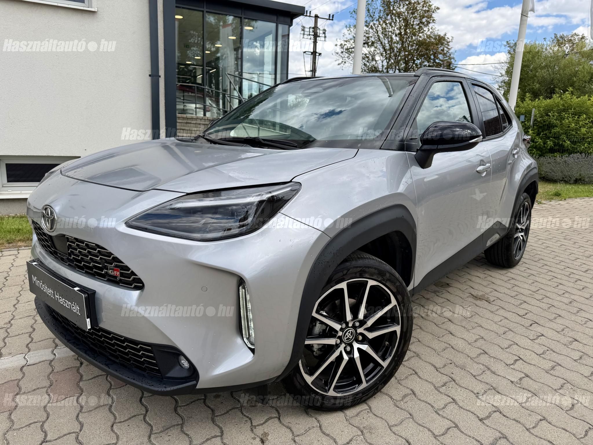 TOYOTA YARIS CROSS 2025/5 - 1