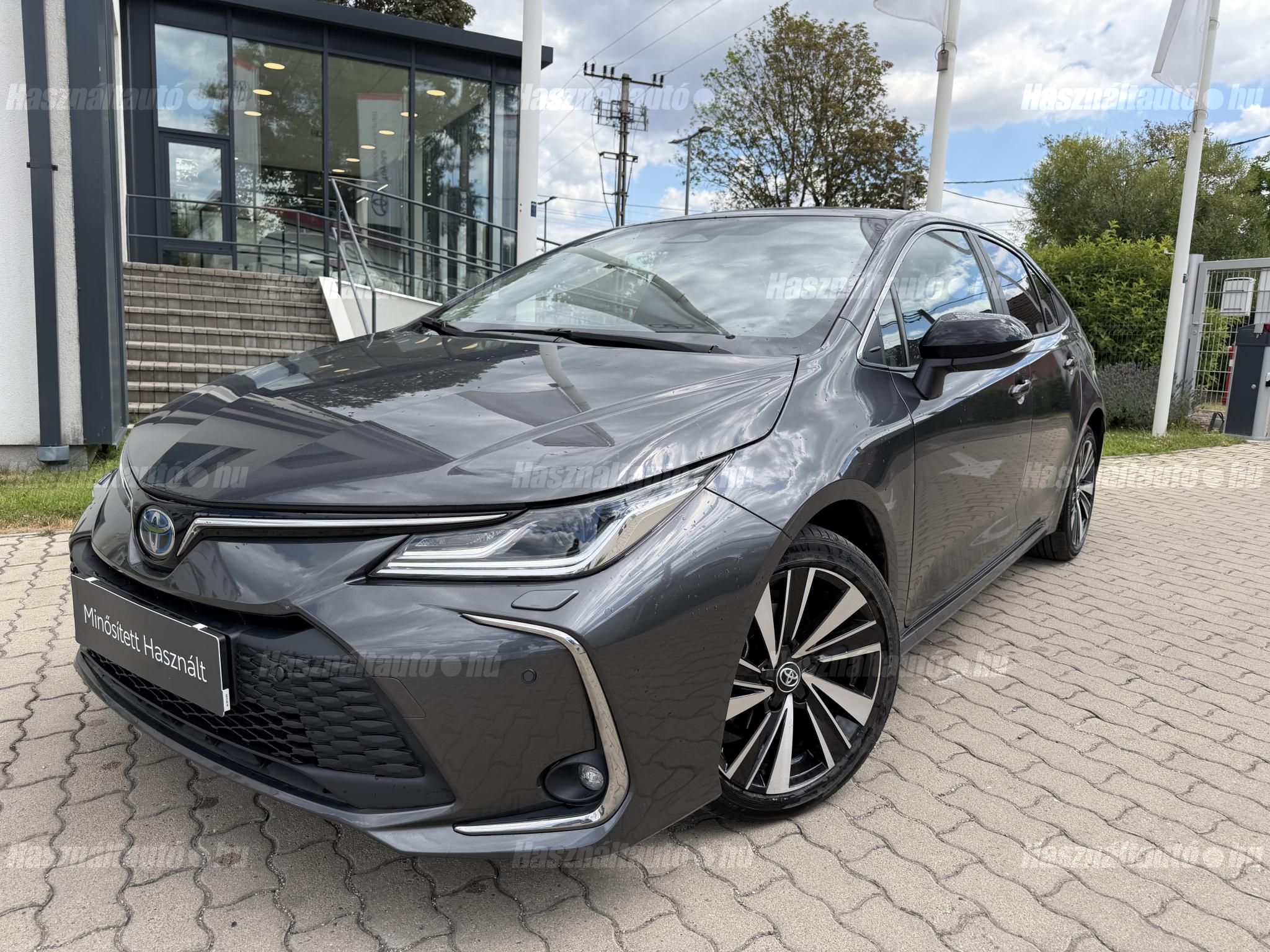 TOYOTA COROLLA 2025/6 - 1
