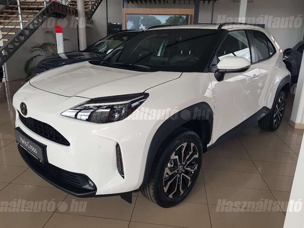 TOYOTA YARIS CROSS 2026 - 1