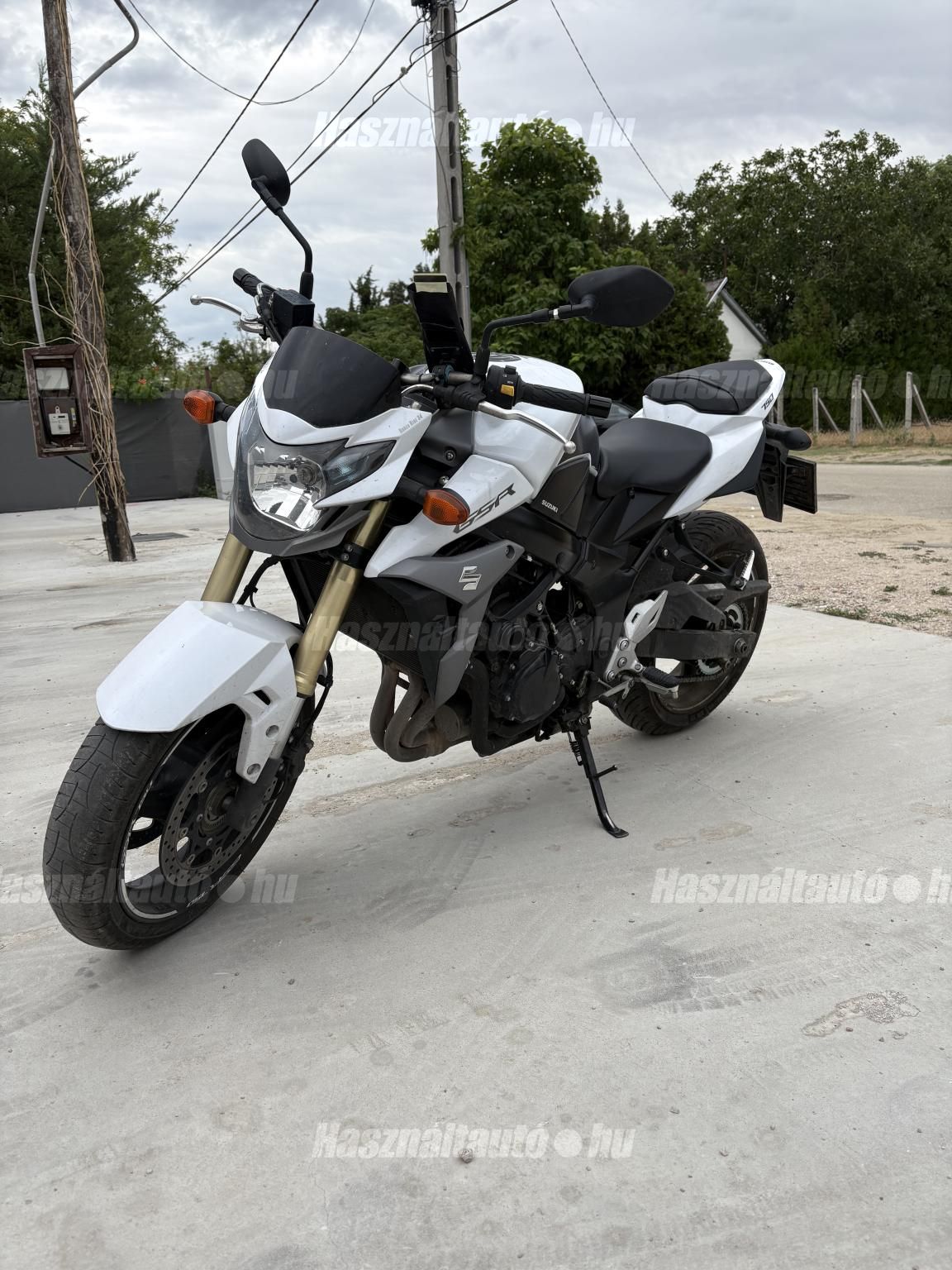 SUZUKI GSR 750 2014/8 - 1