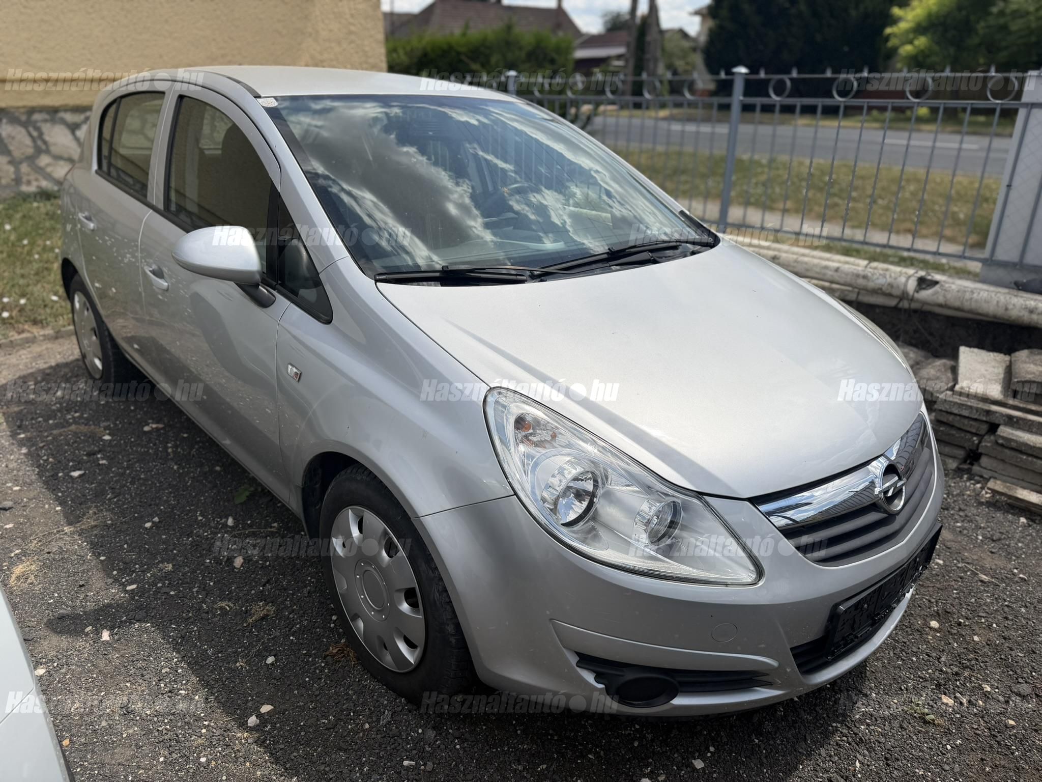 OPEL CORSA 2009/9 - 1