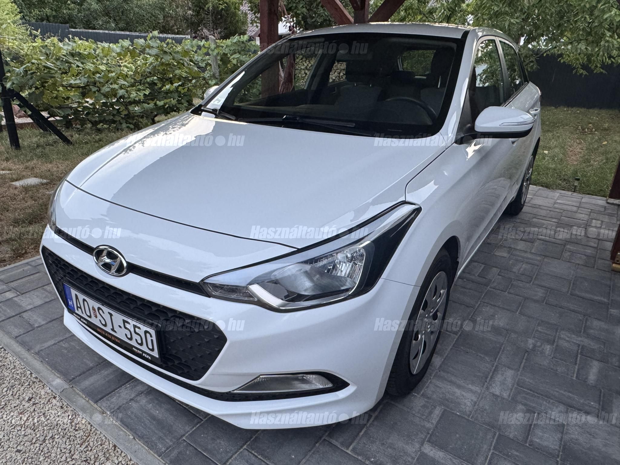 HYUNDAI I20 2015/12 - 1
