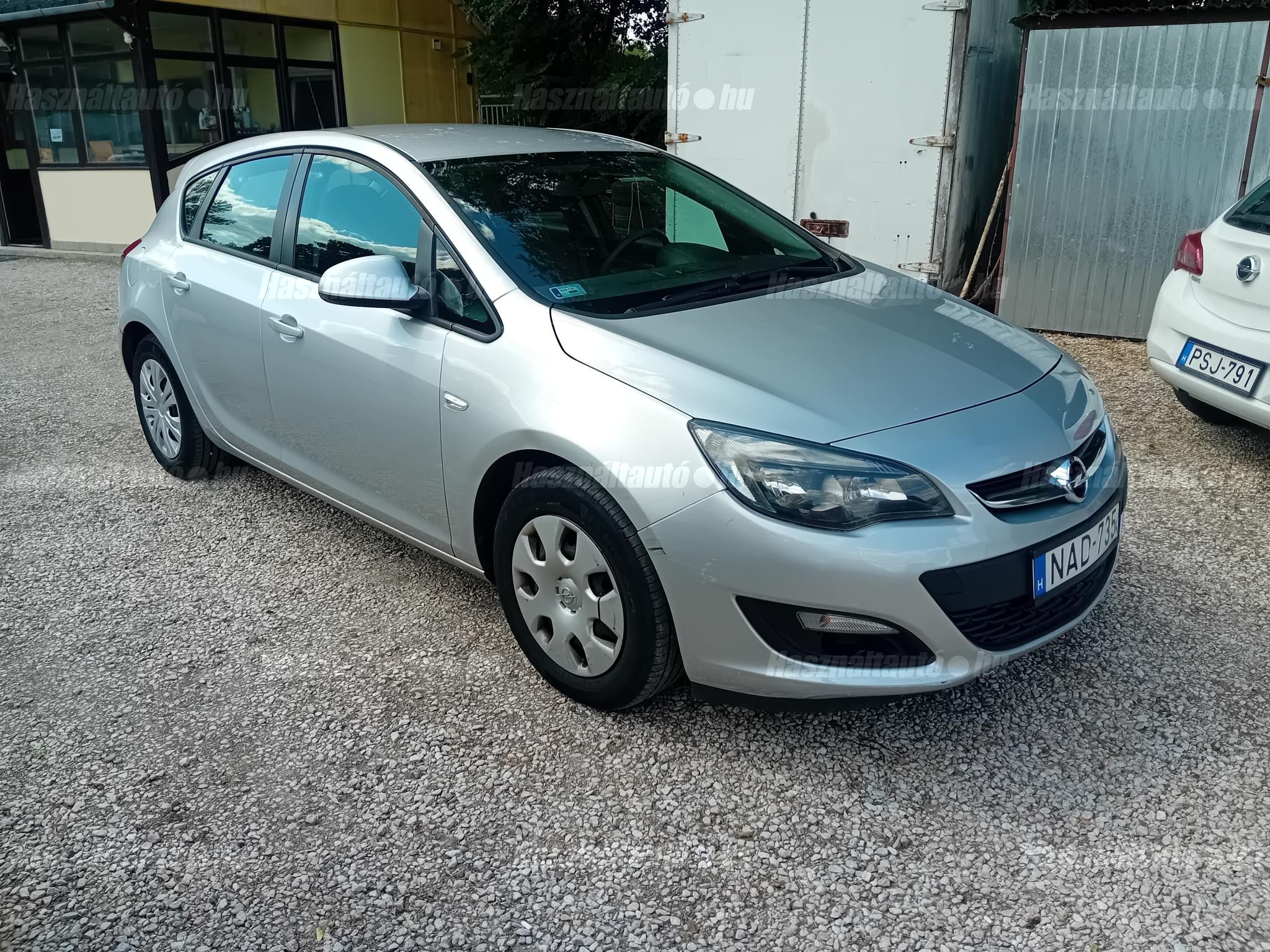 OPEL ASTRA J 2015/2 - 1