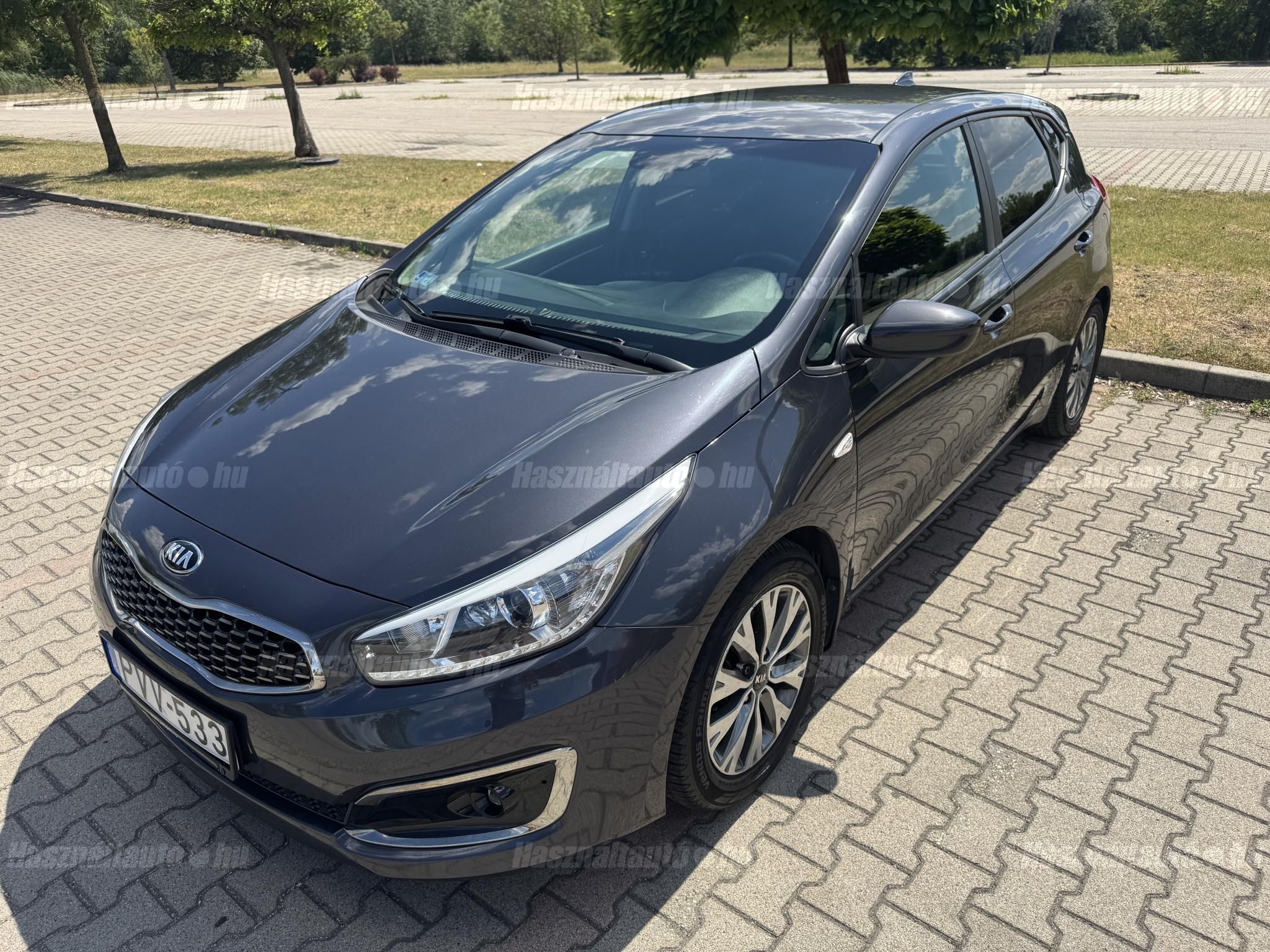 KIA CEE'D 2018/6 - 1