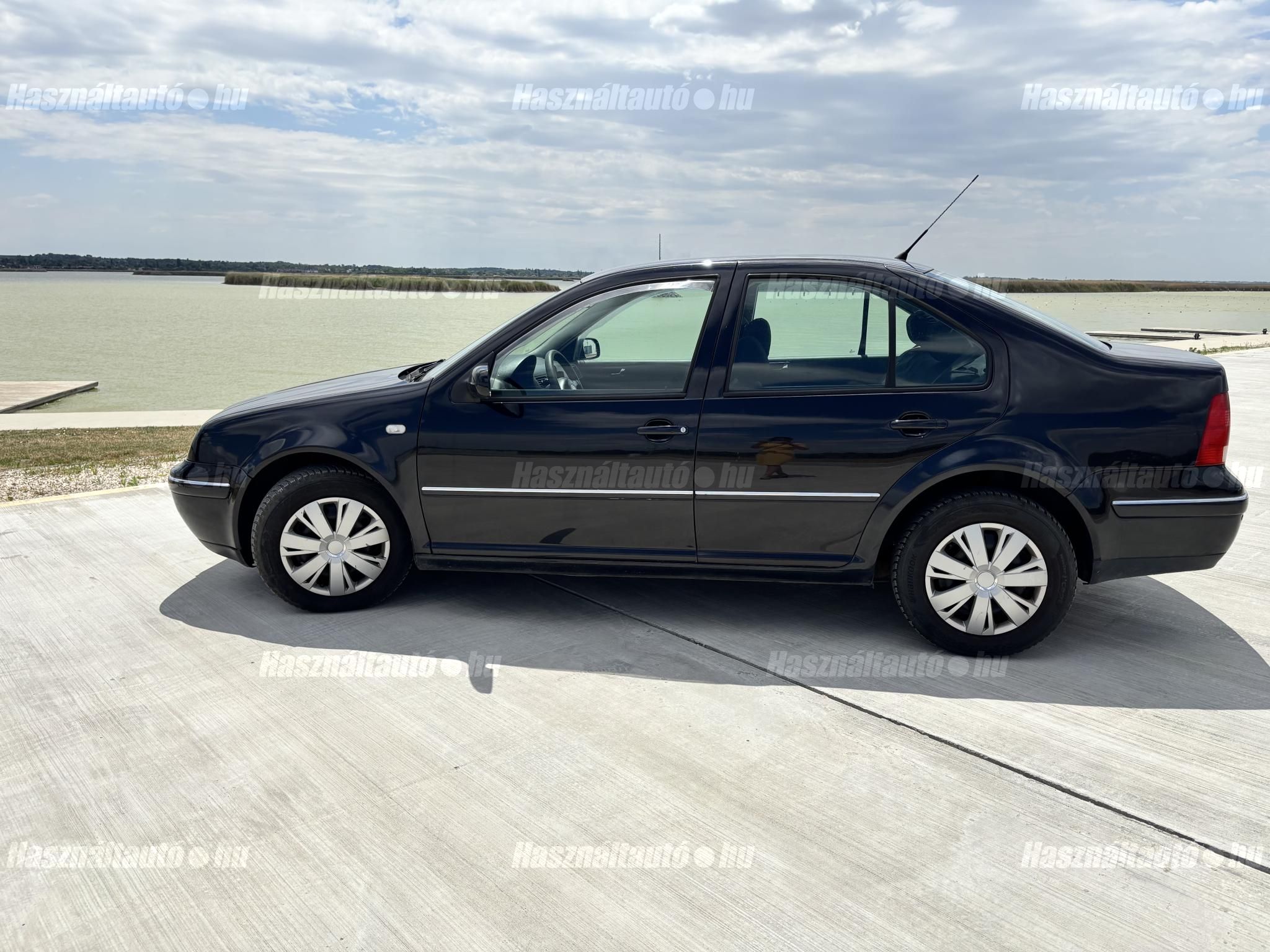 VOLKSWAGEN BORA 2004/1 - 1
