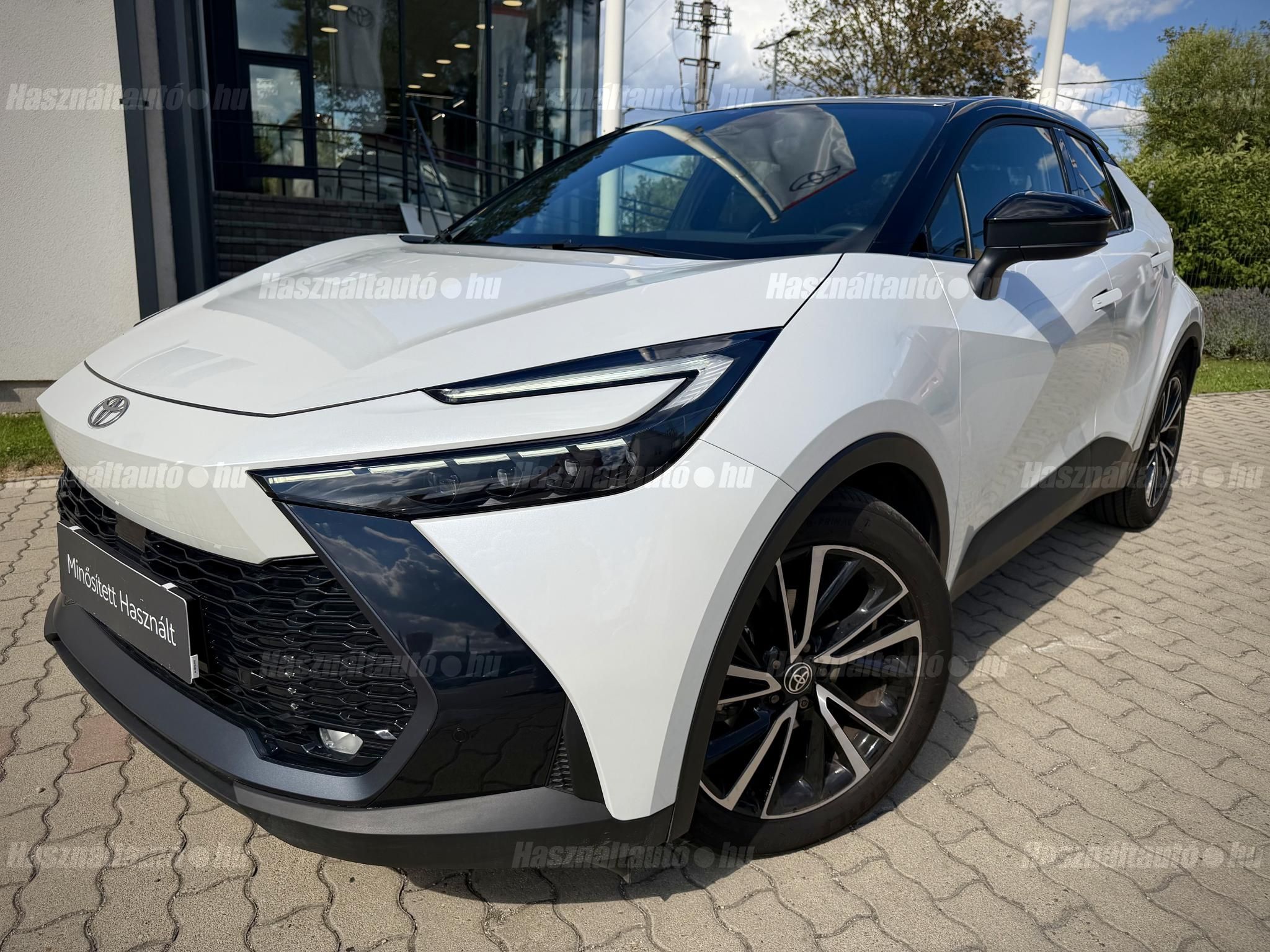 TOYOTA C-HR 2025/6 - 1