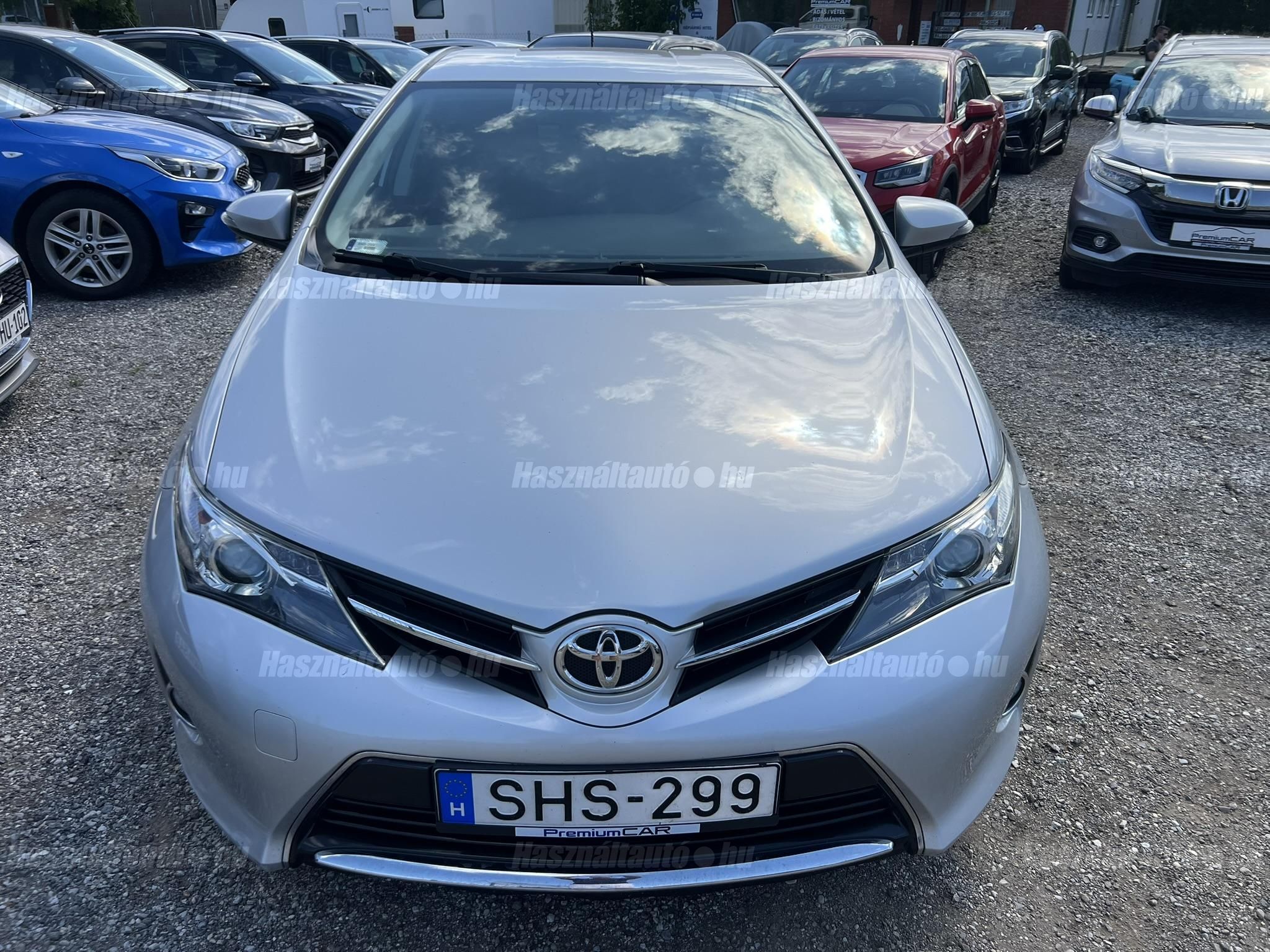 TOYOTA AURIS 2015/6 - 1