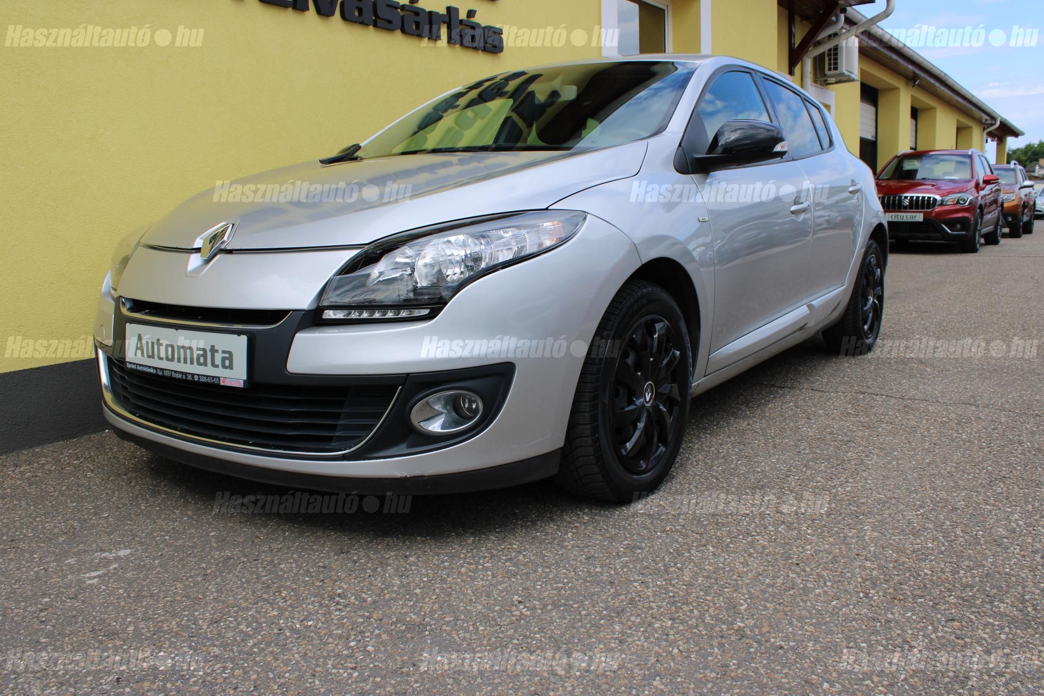 RENAULT MEGANE 2013/3 - 1