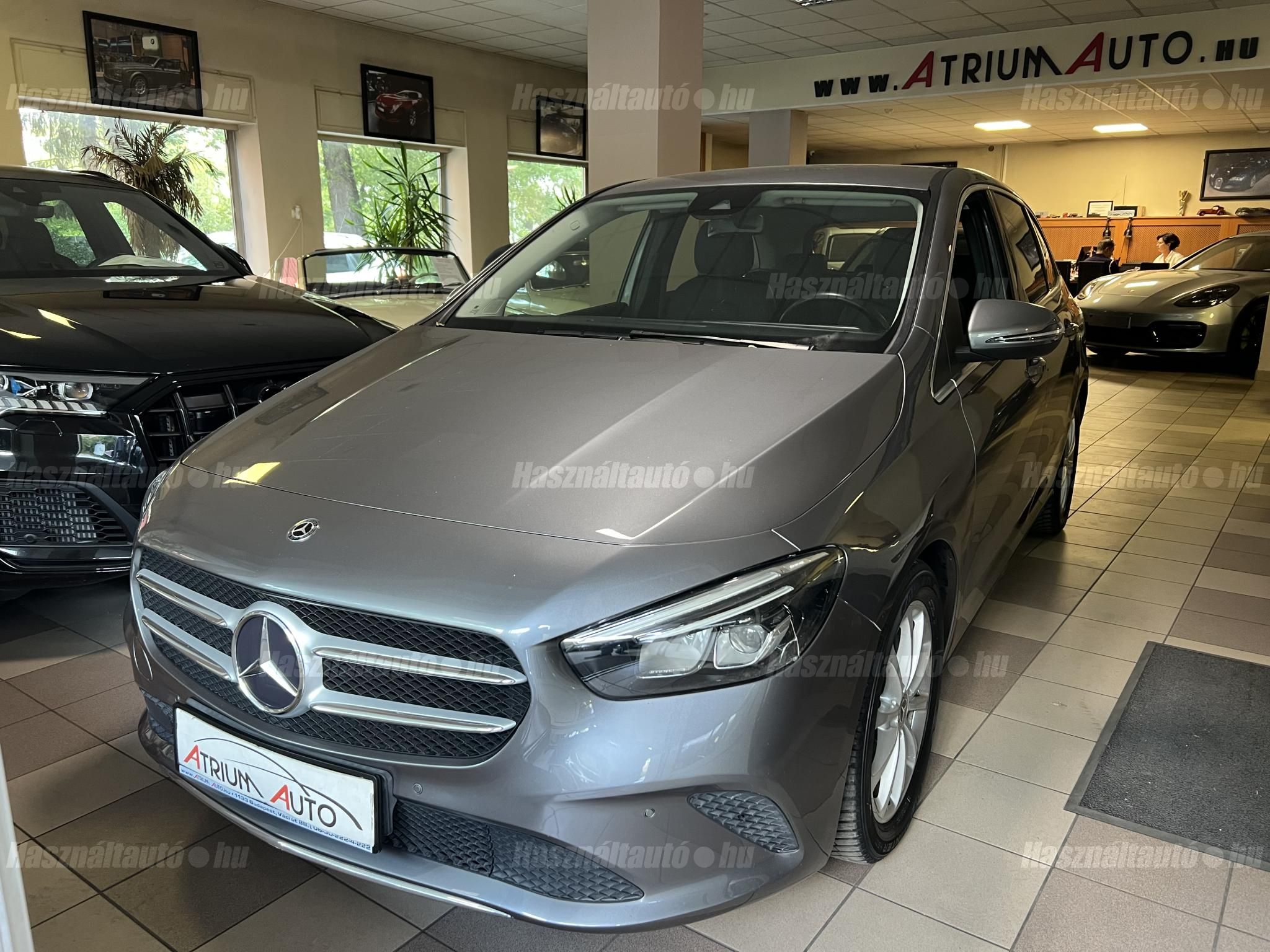 MERCEDES-BENZ B 180 2021/3 - 1