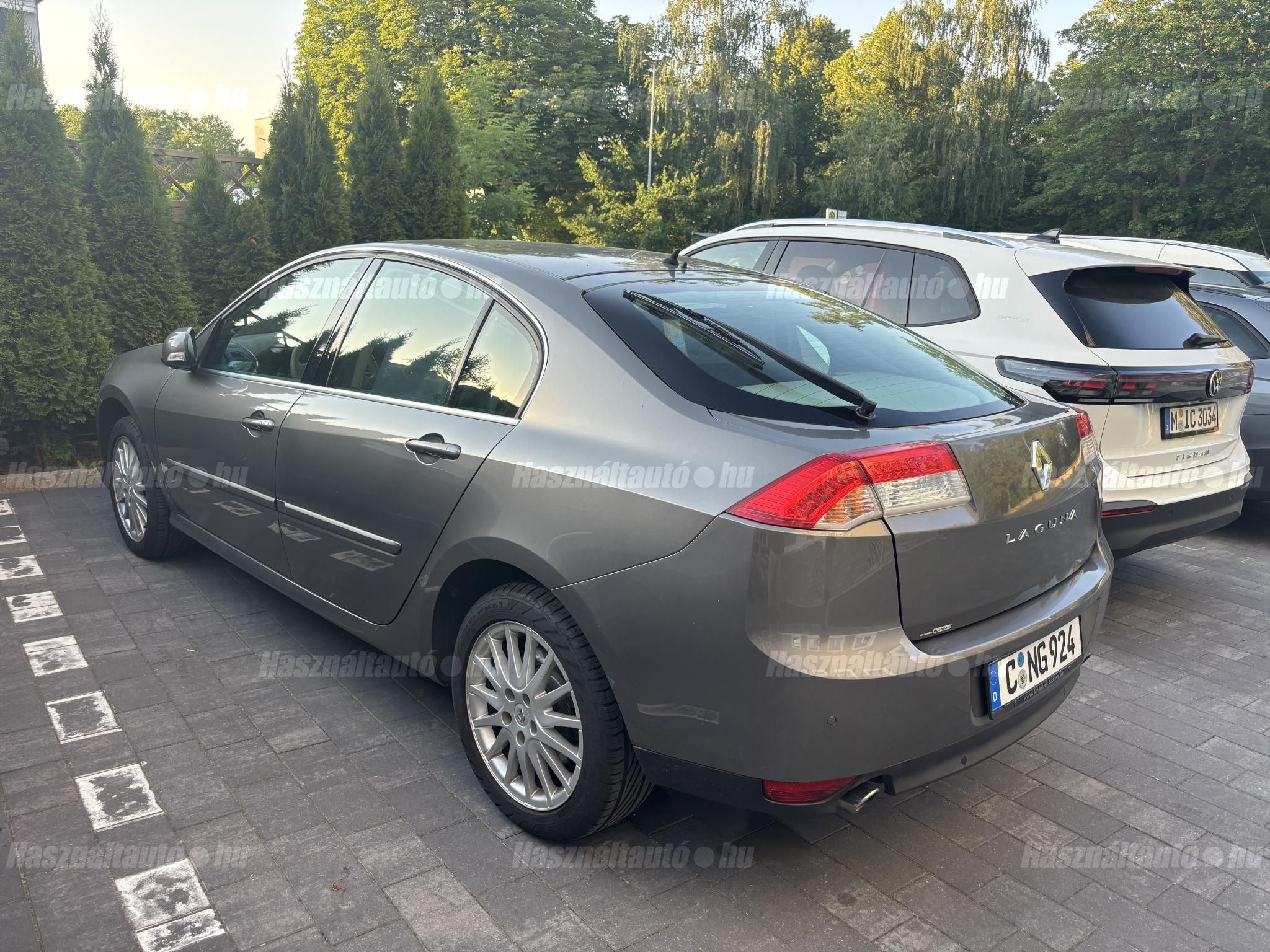 RENAULT LAGUNA 2008/6 - 1