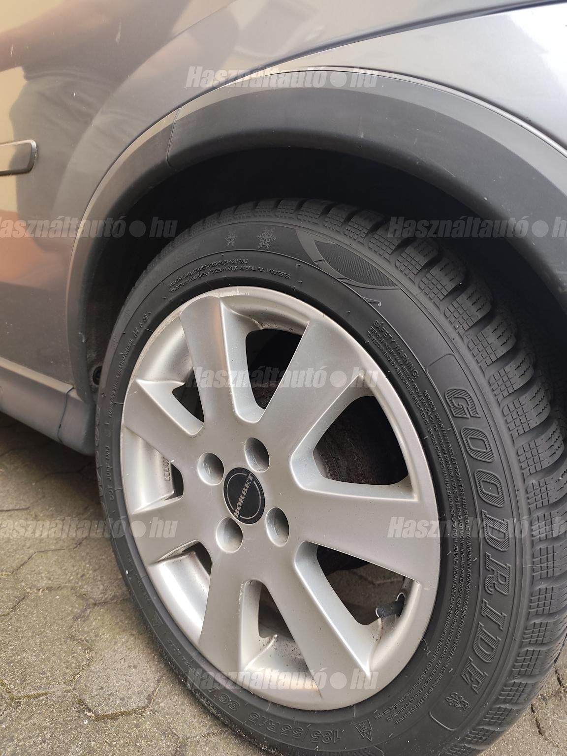 OPEL CORSA C 2006/2 - 1