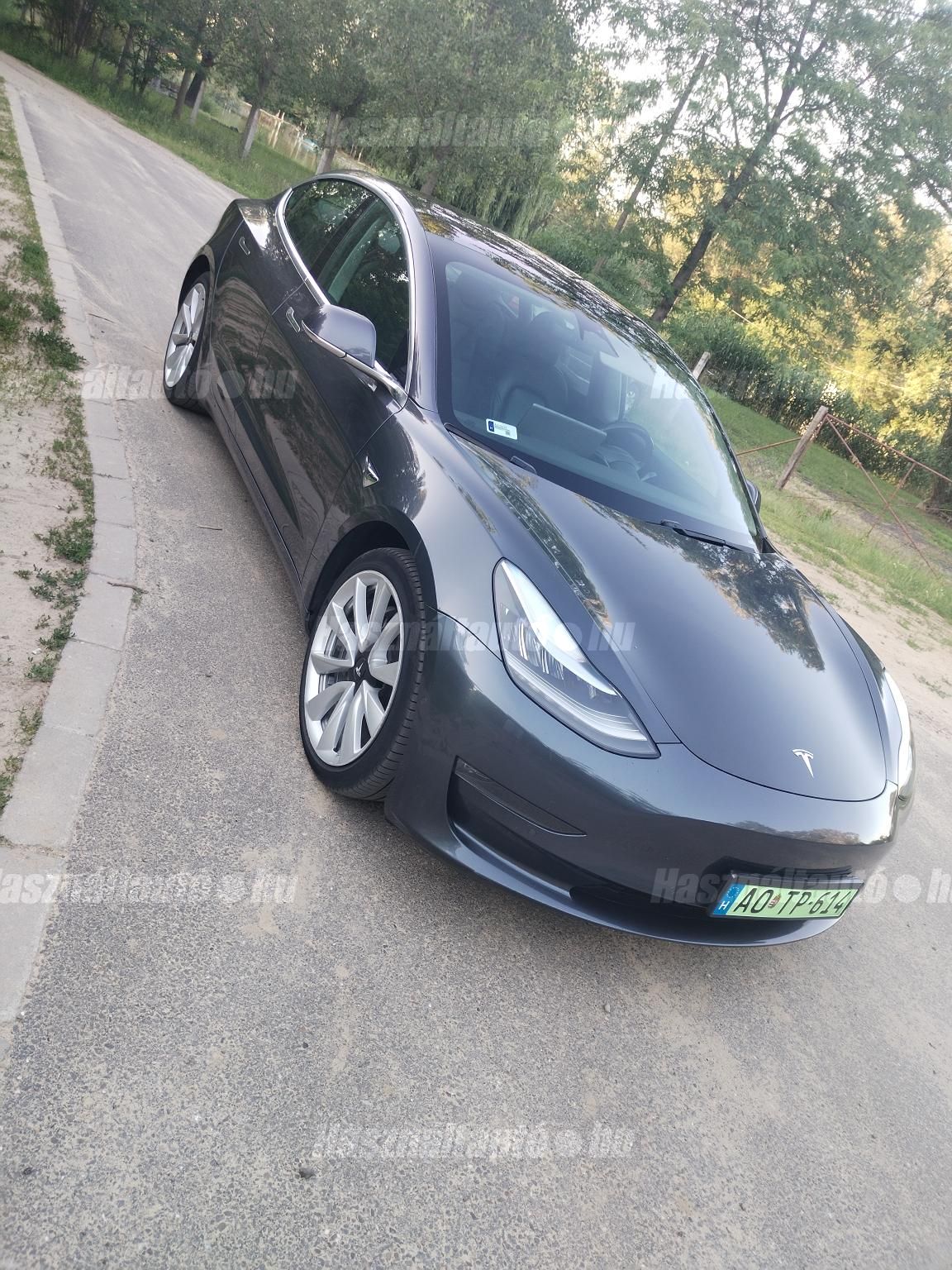TESLA MODEL 3 2019/5 - 1