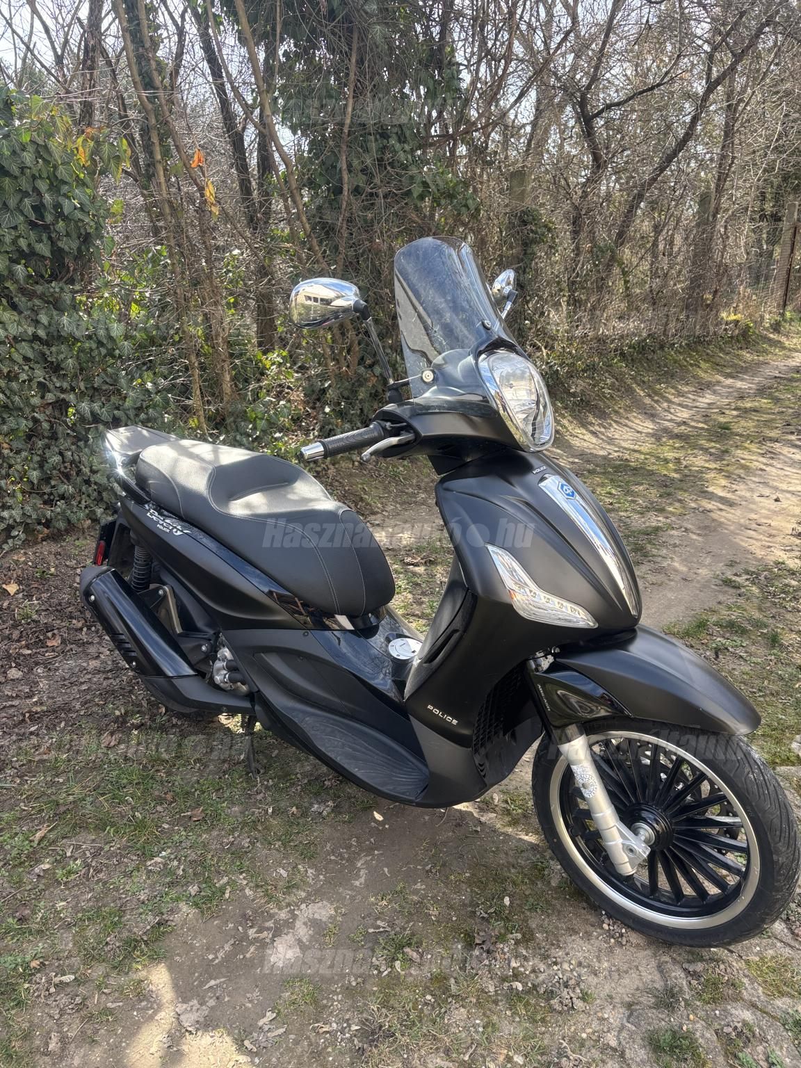PIAGGIO BEVERLY 300 2018/12 - 1