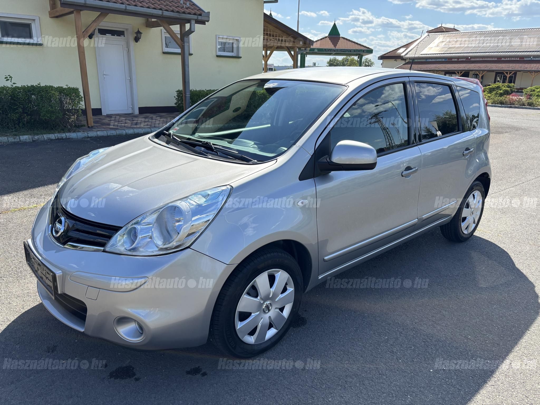 NISSAN NOTE 2011/3 - 1