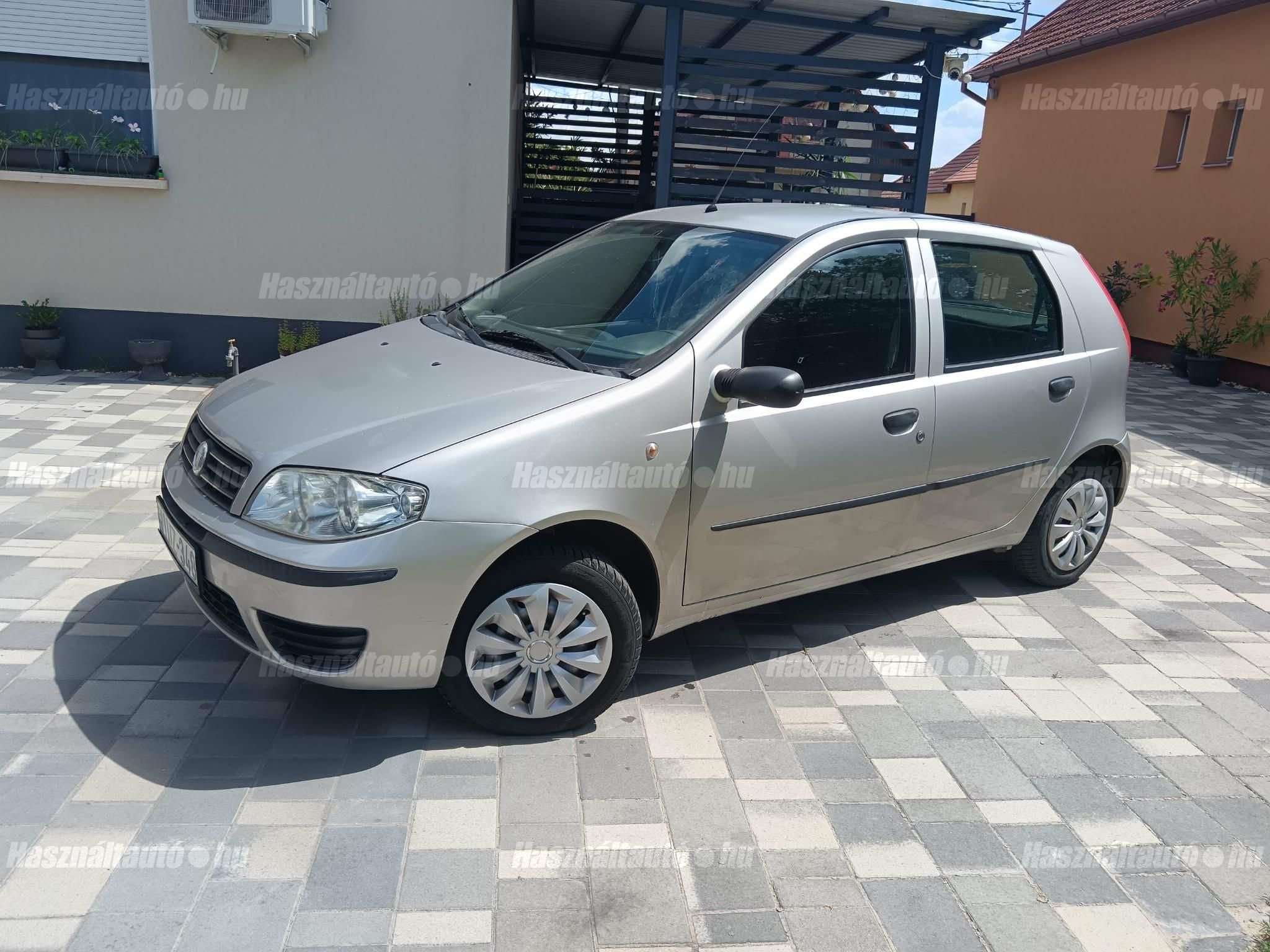 FIAT PUNTO 2004/5 - 1
