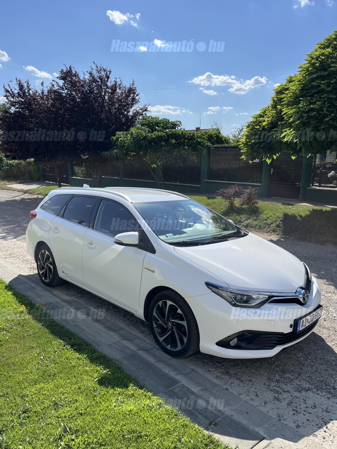 TOYOTA AURIS 2016/2 - 1