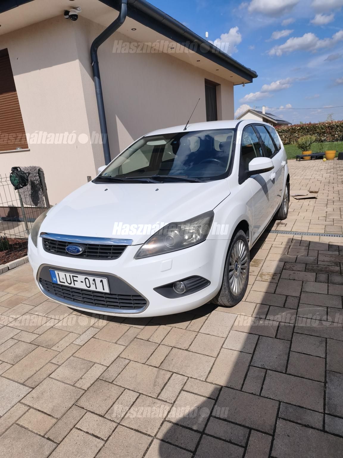 FORD FOCUS 2010/10 - 1