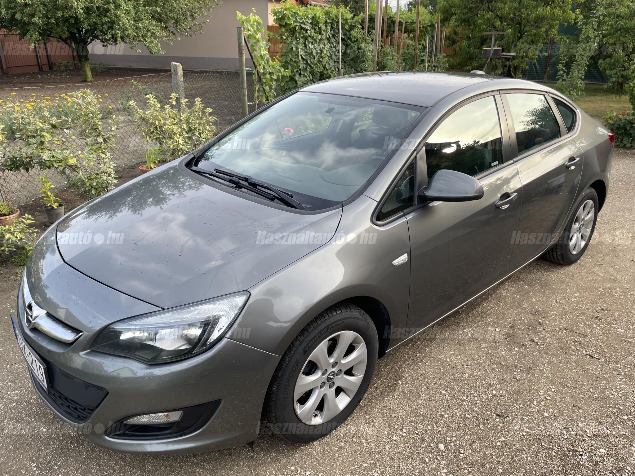 OPEL ASTRA J 2018/5 - 1