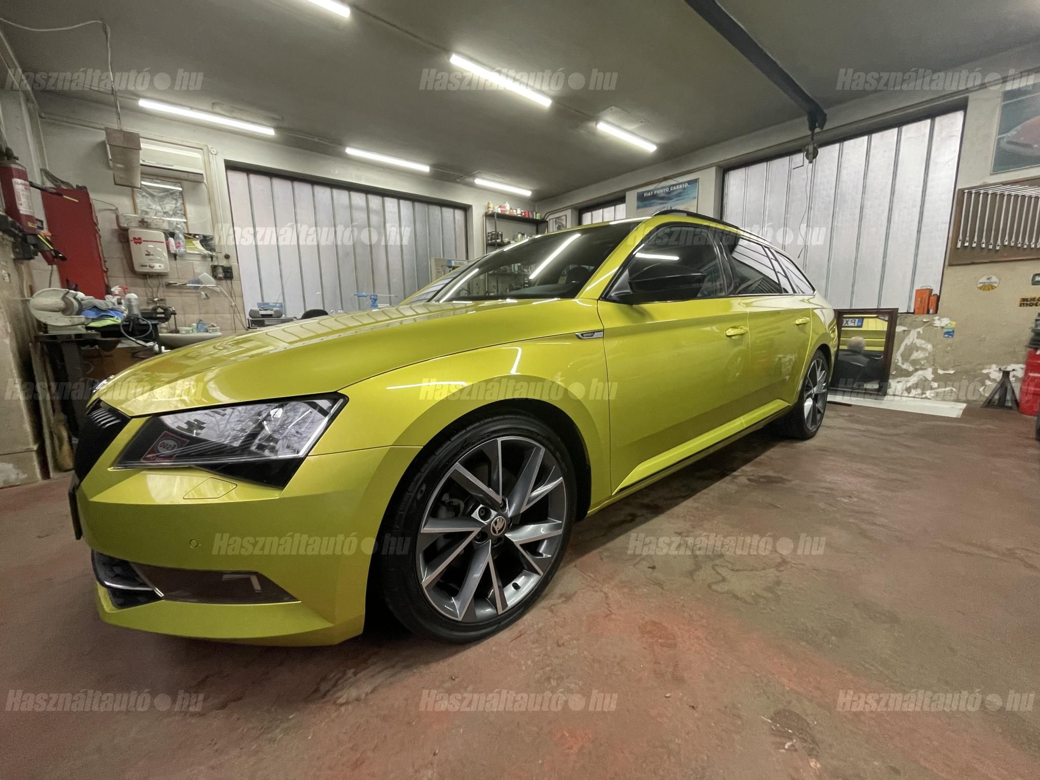 SKODA SUPERB 2018/12 - 1