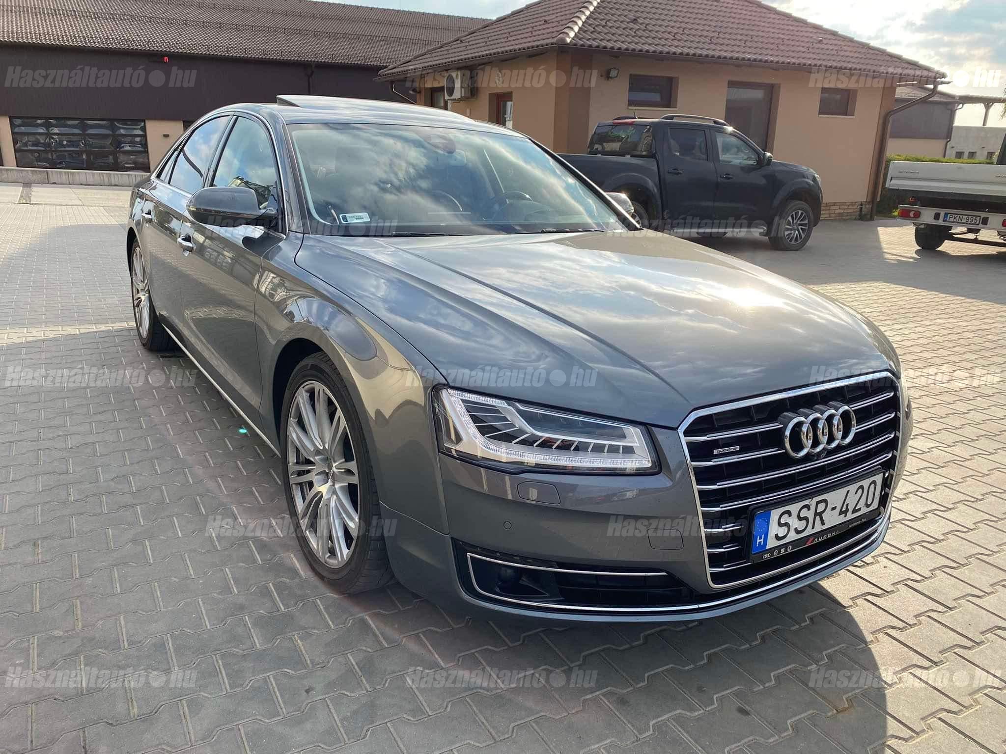 AUDI A8 2015/7 - 1