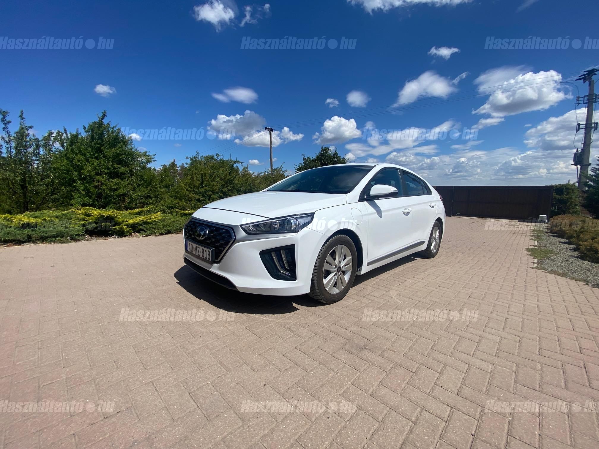 HYUNDAI IONIQ 2022/6 - 1