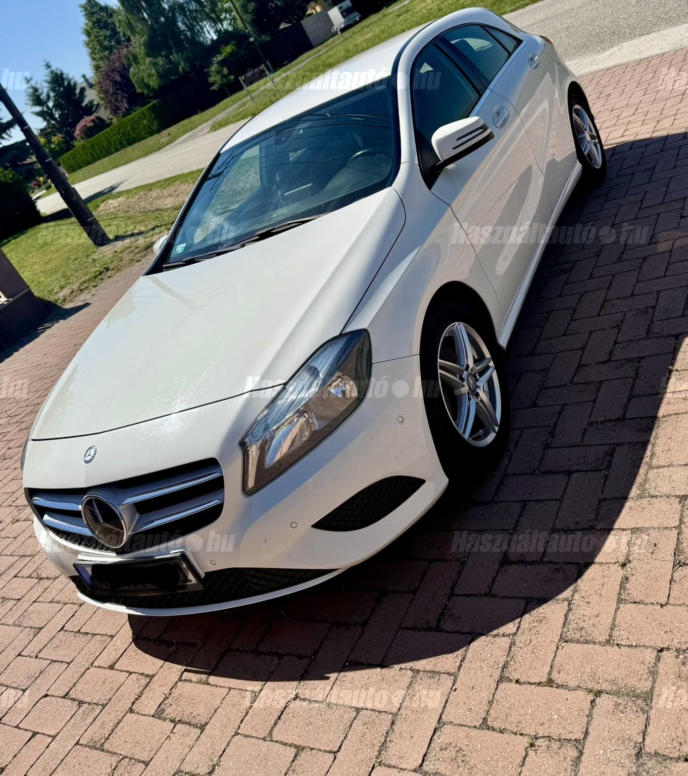 MERCEDES-BENZ A 180 2014 - 1