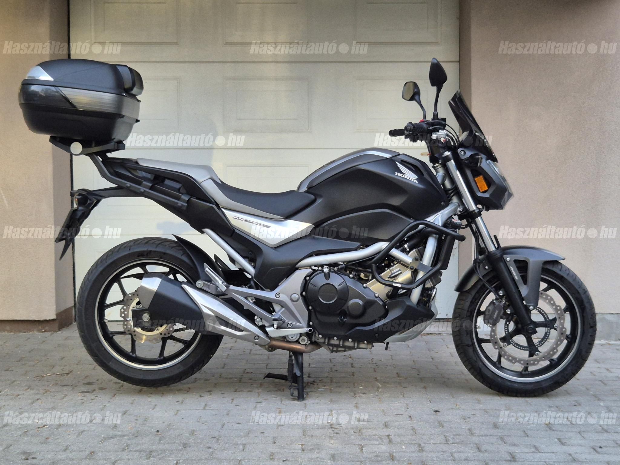 HONDA NC 750 S 2016/4 - 1