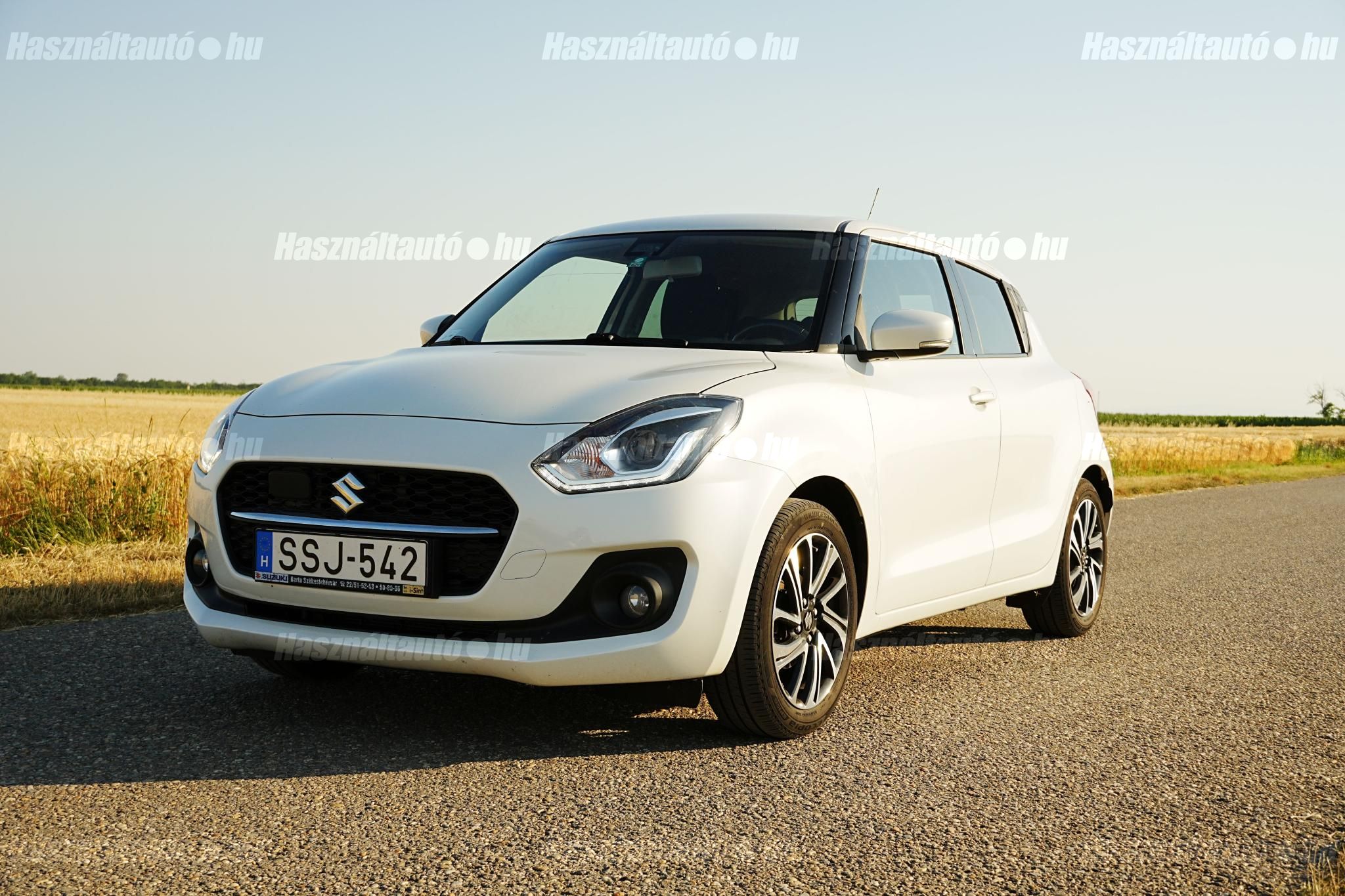 SUZUKI SWIFT 2021/5 - 1