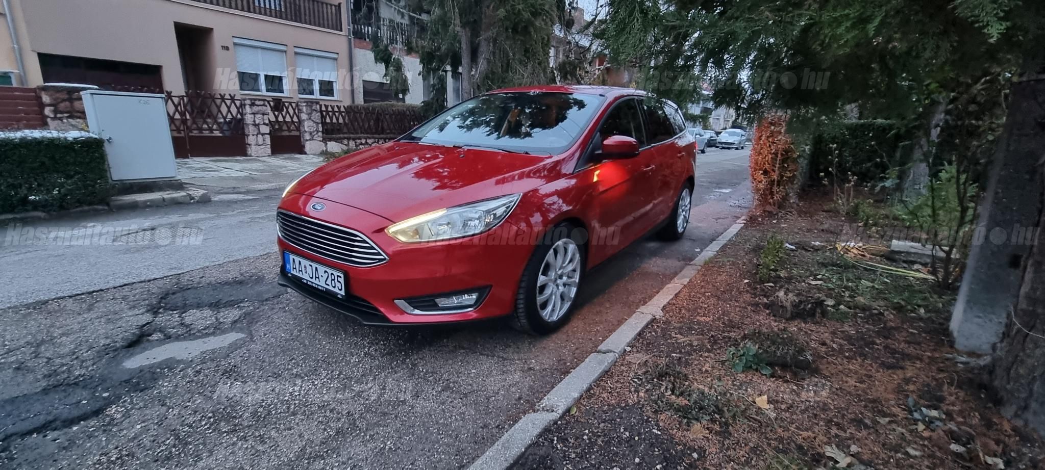 FORD FOCUS 2016 - 1