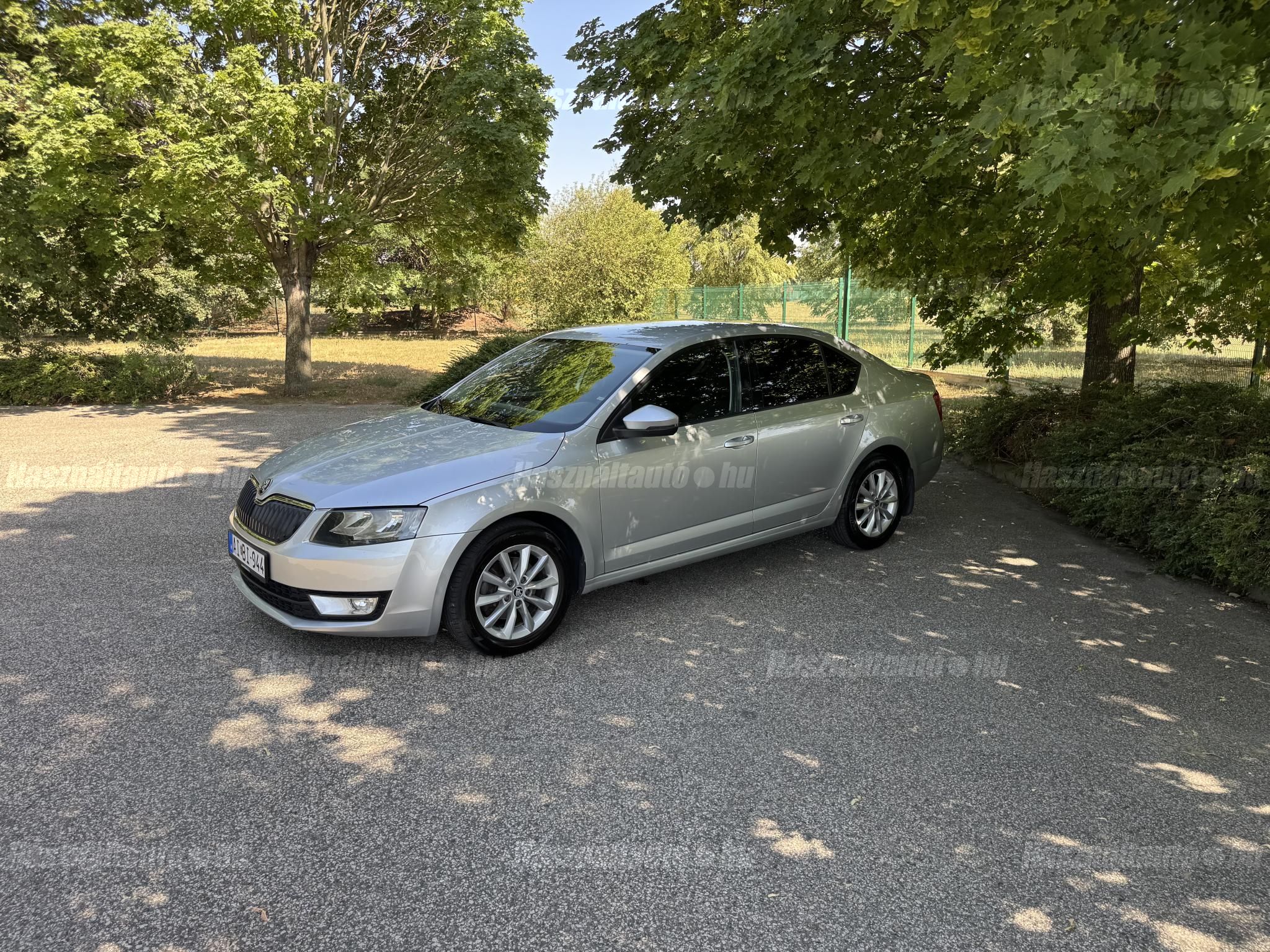 SKODA OCTAVIA 2016/10 - 1