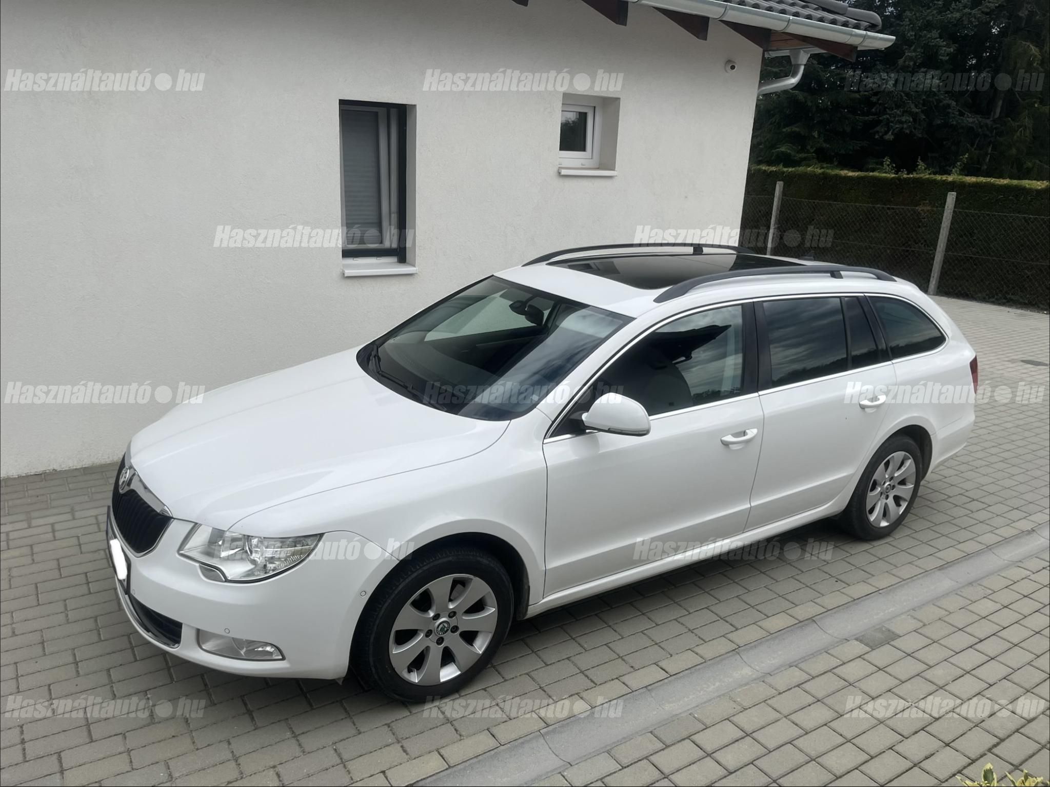SKODA SUPERB 2012/5 - 1