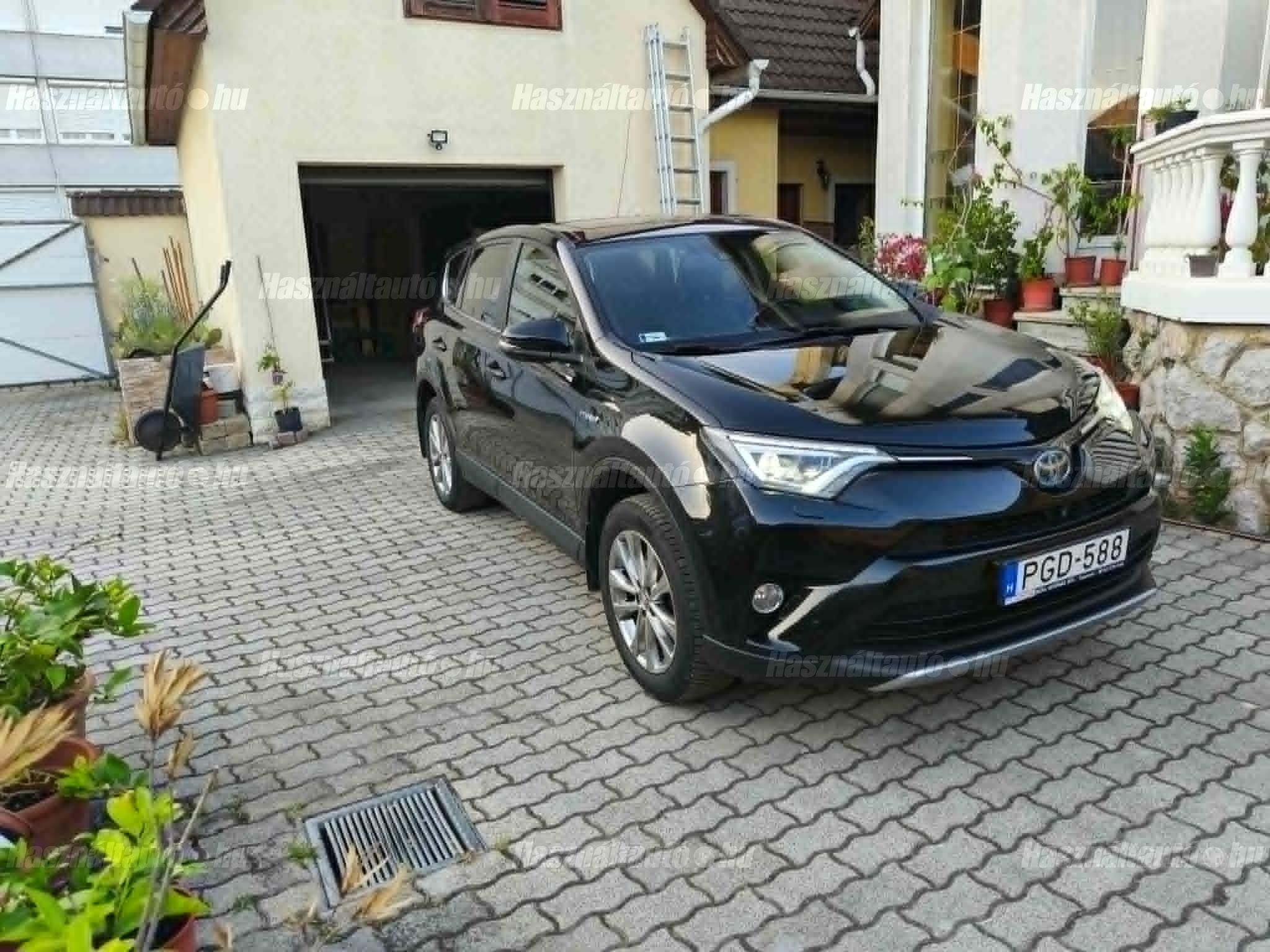 TOYOTA RAV 4 2017/7 - 1