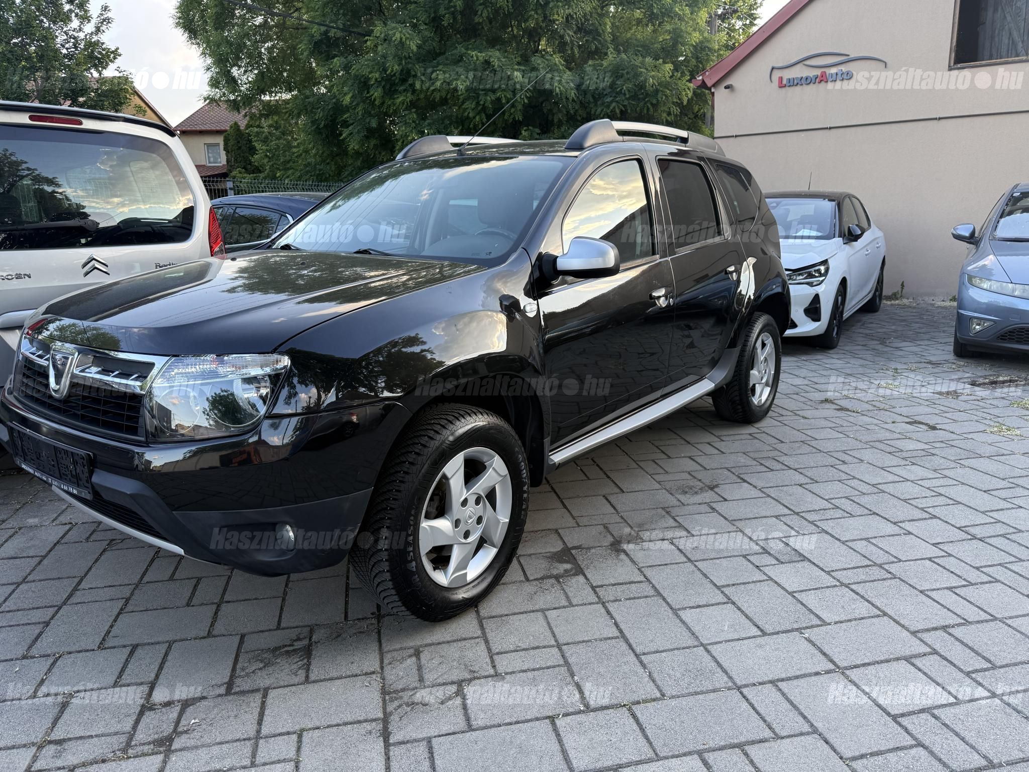 DACIA DUSTER 2012/6 - 1