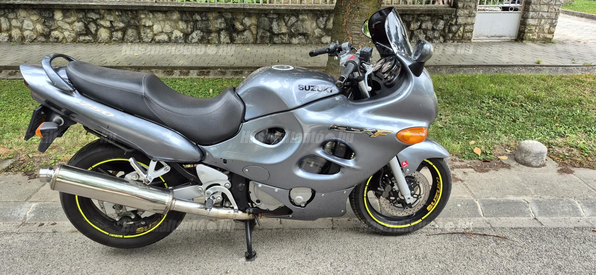 SUZUKI GSX 750 F 2004/3 - 1