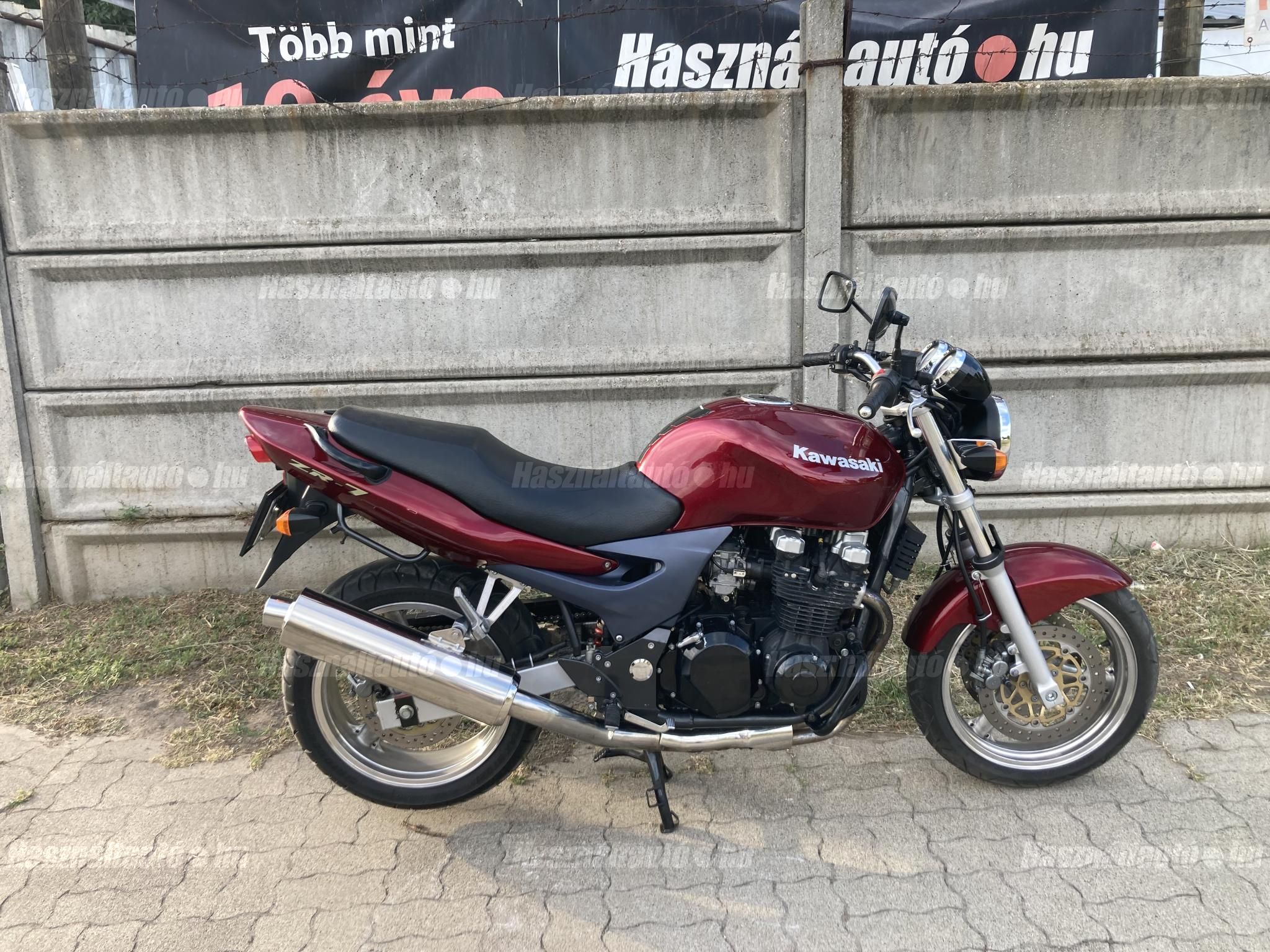 KAWASAKI ZR-7 2000 - 1