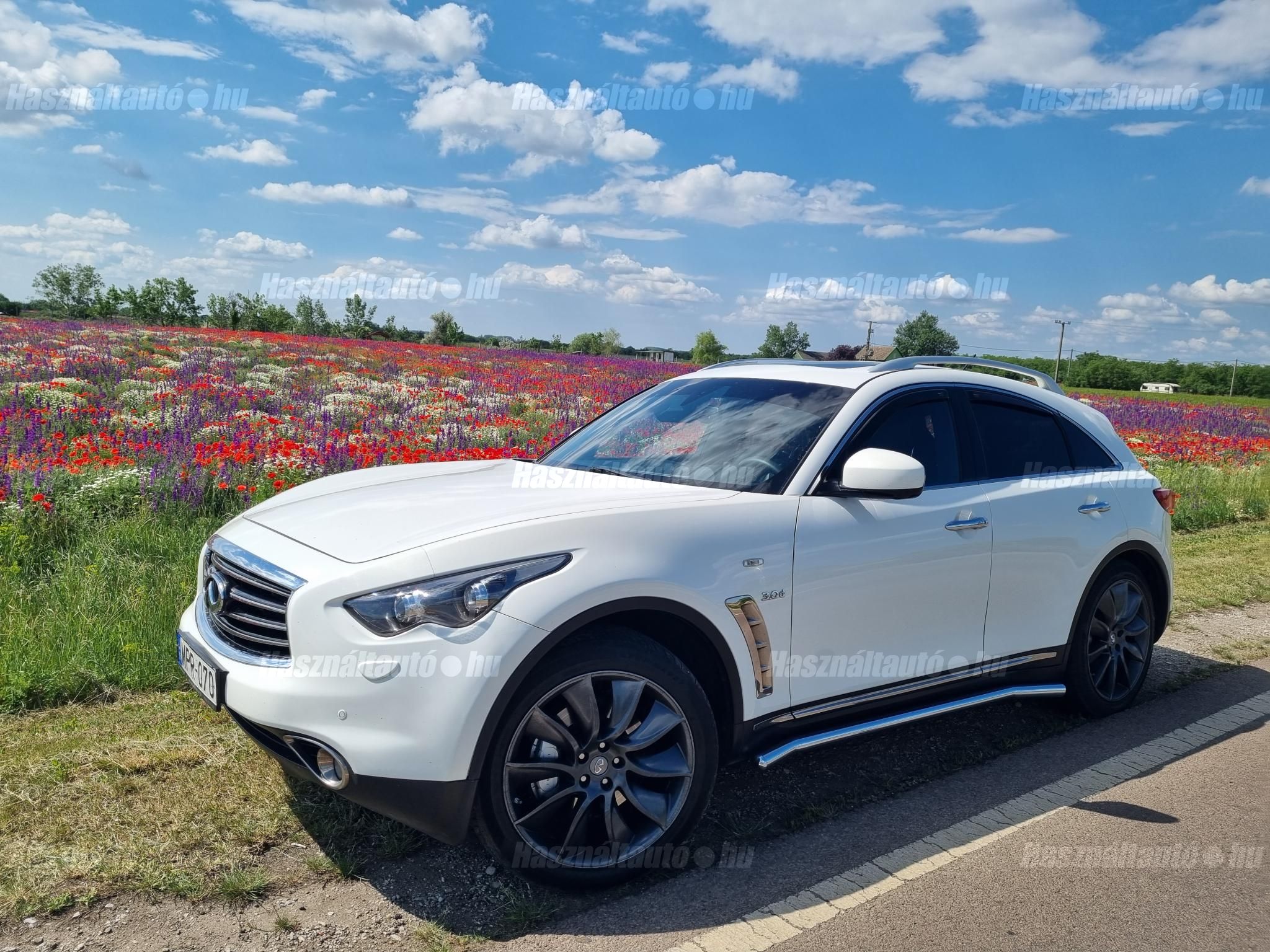 INFINITI QX70 2014/1 - 1