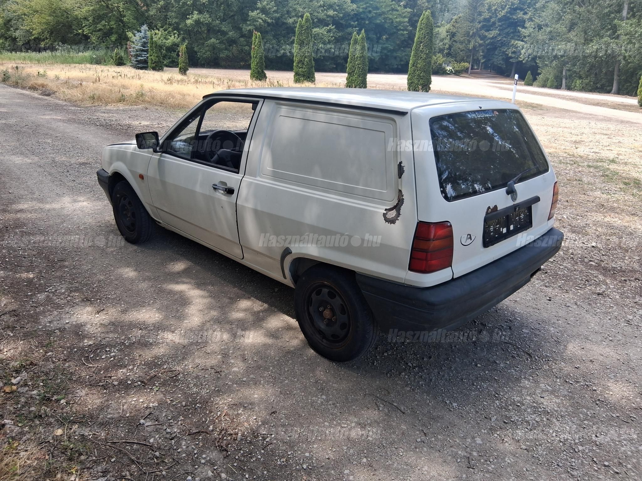 VOLKSWAGEN POLO 1993/6 - 1