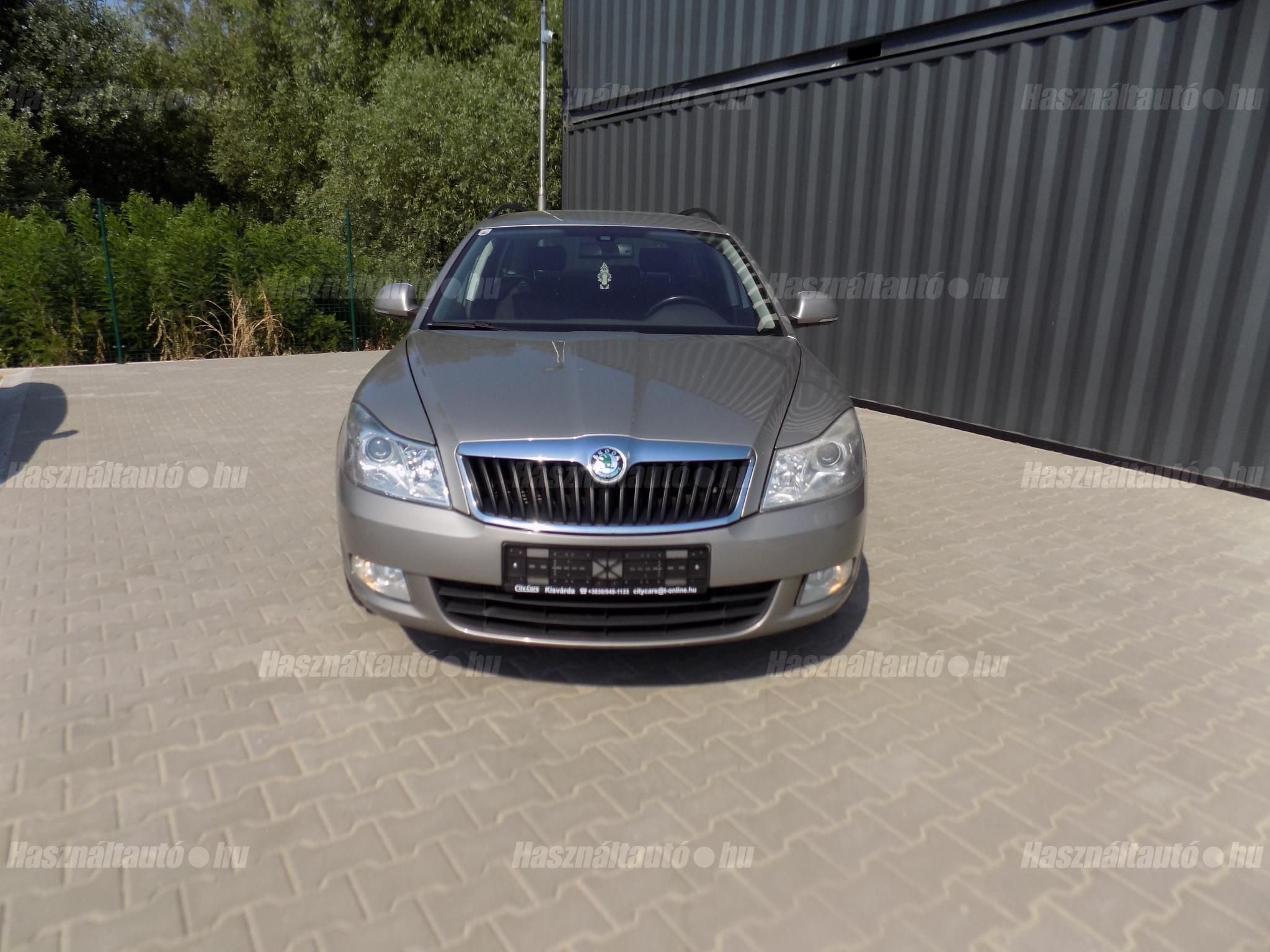 SKODA OCTAVIA 2011/4 - 1