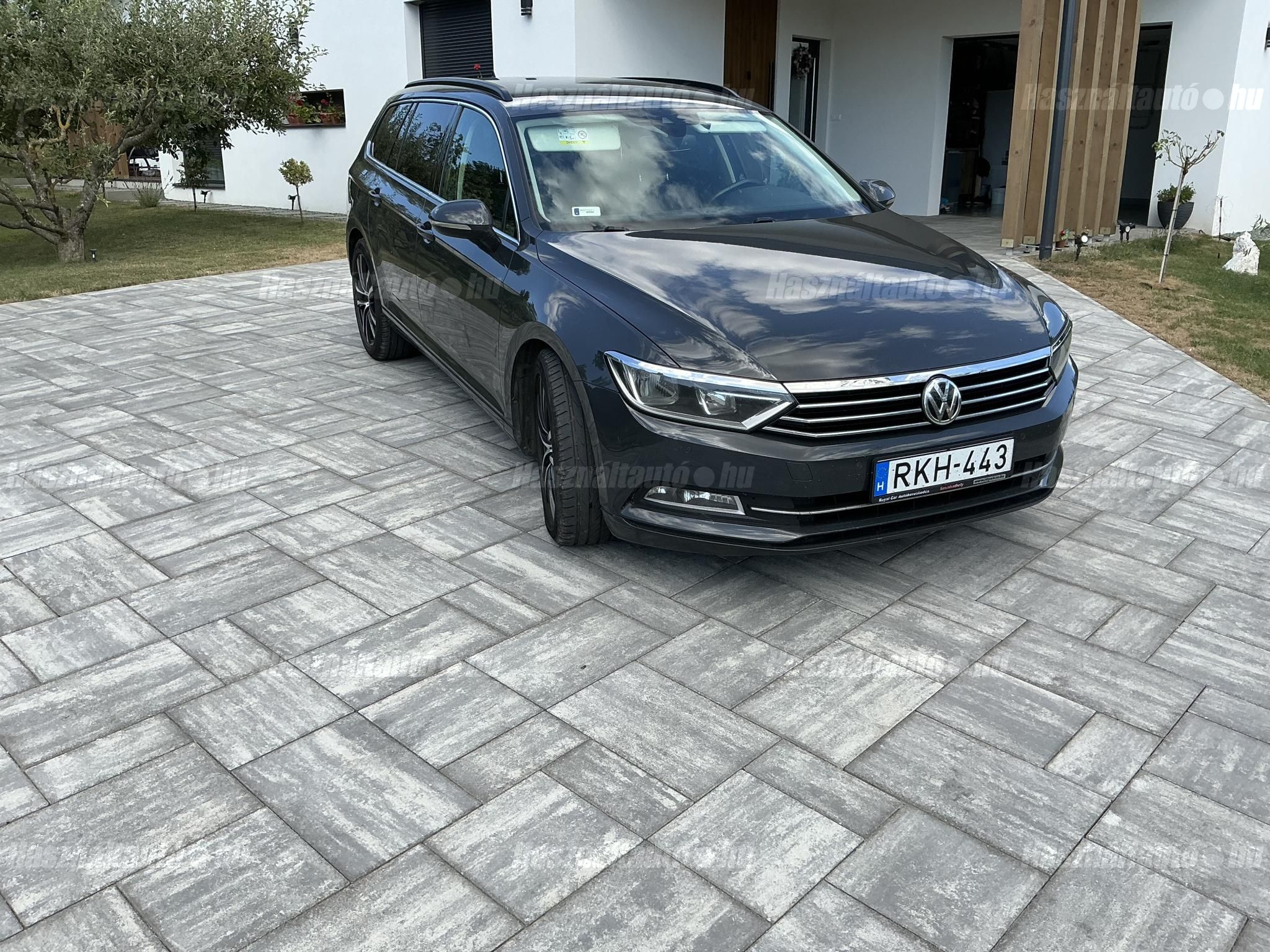 VOLKSWAGEN PASSAT VIII 2015 - 1