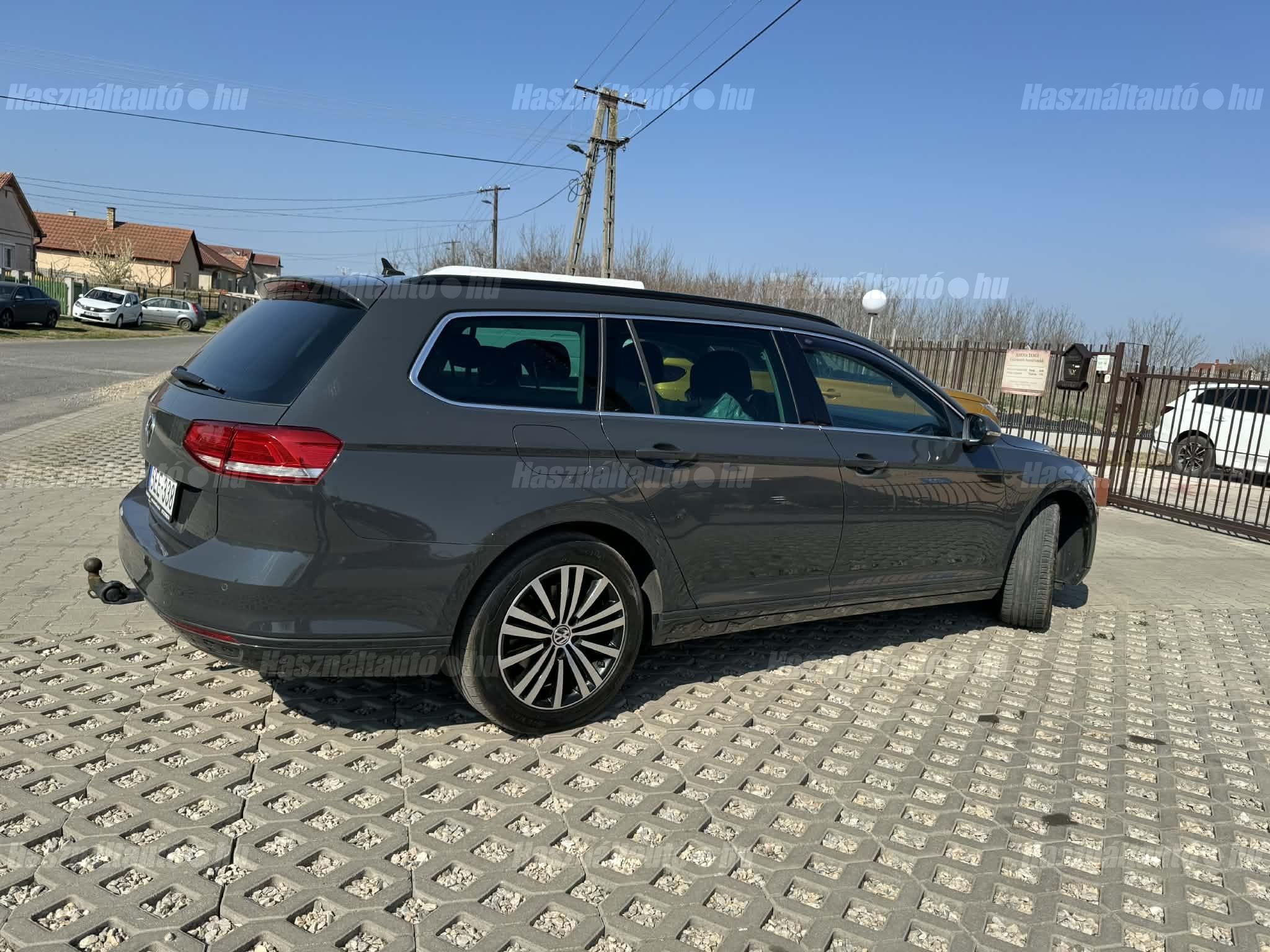 VOLKSWAGEN PASSAT VIII 2016/6 - 1