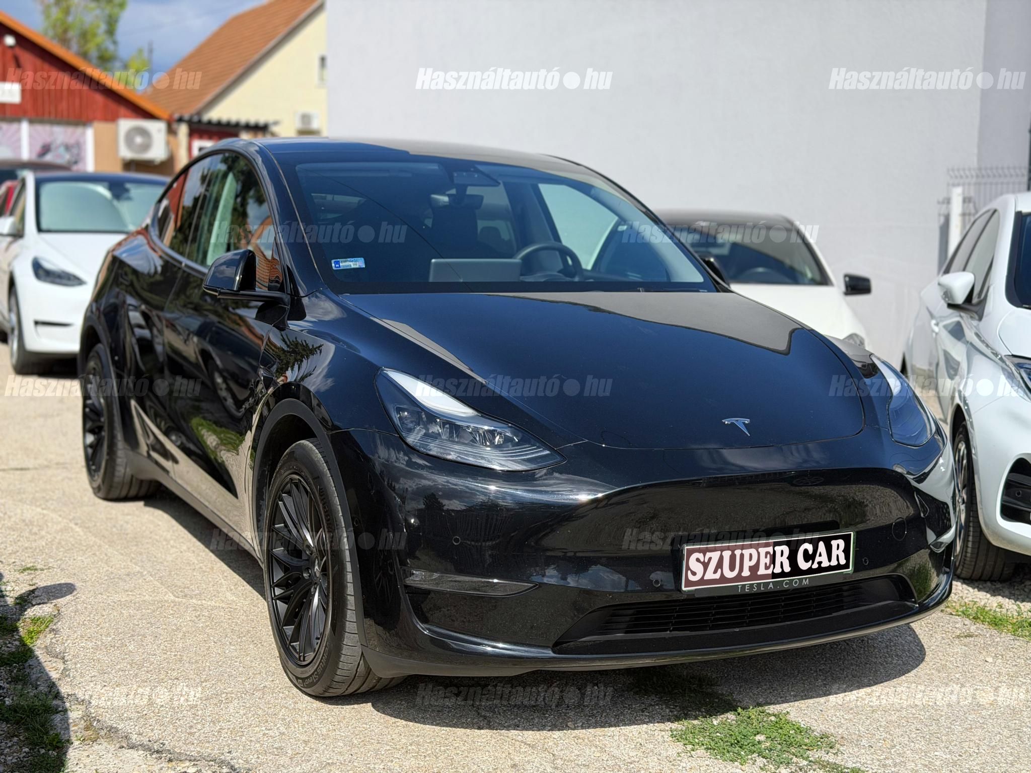TESLA MODEL Y 2022/9 - 1