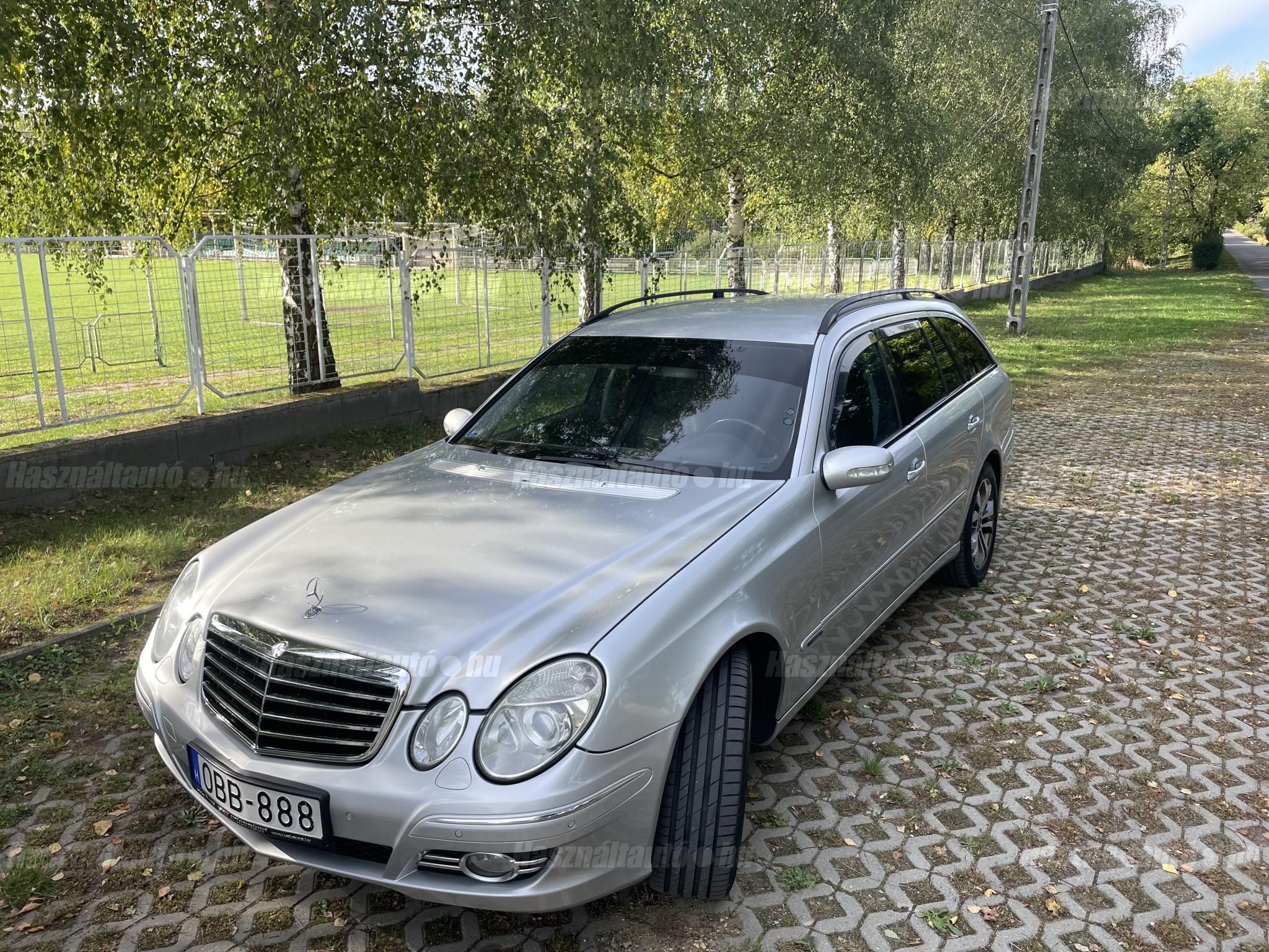 MERCEDES-BENZ E 270 2003/6 - 1