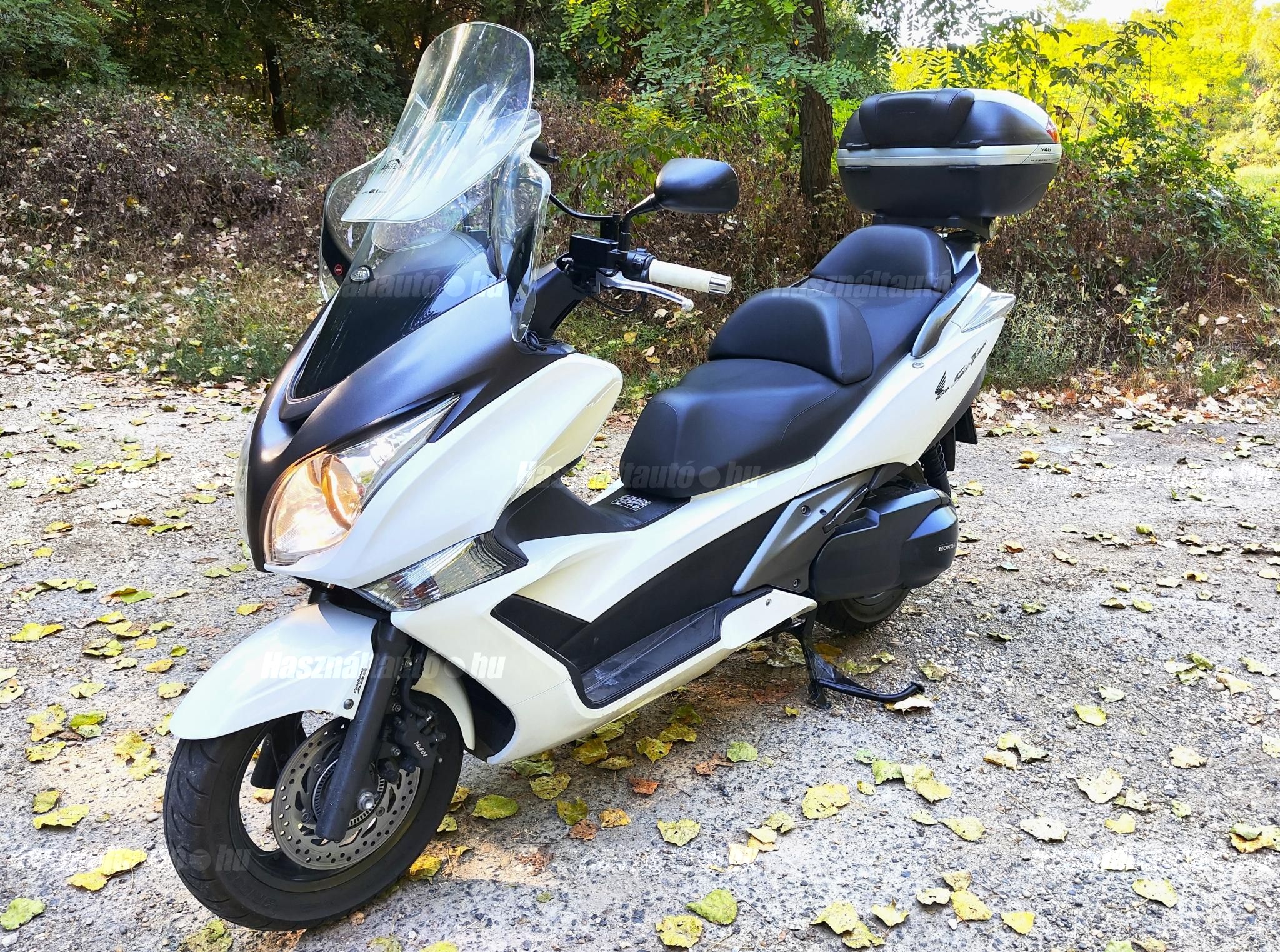 HONDA SW-T 400 2012/3 - 1