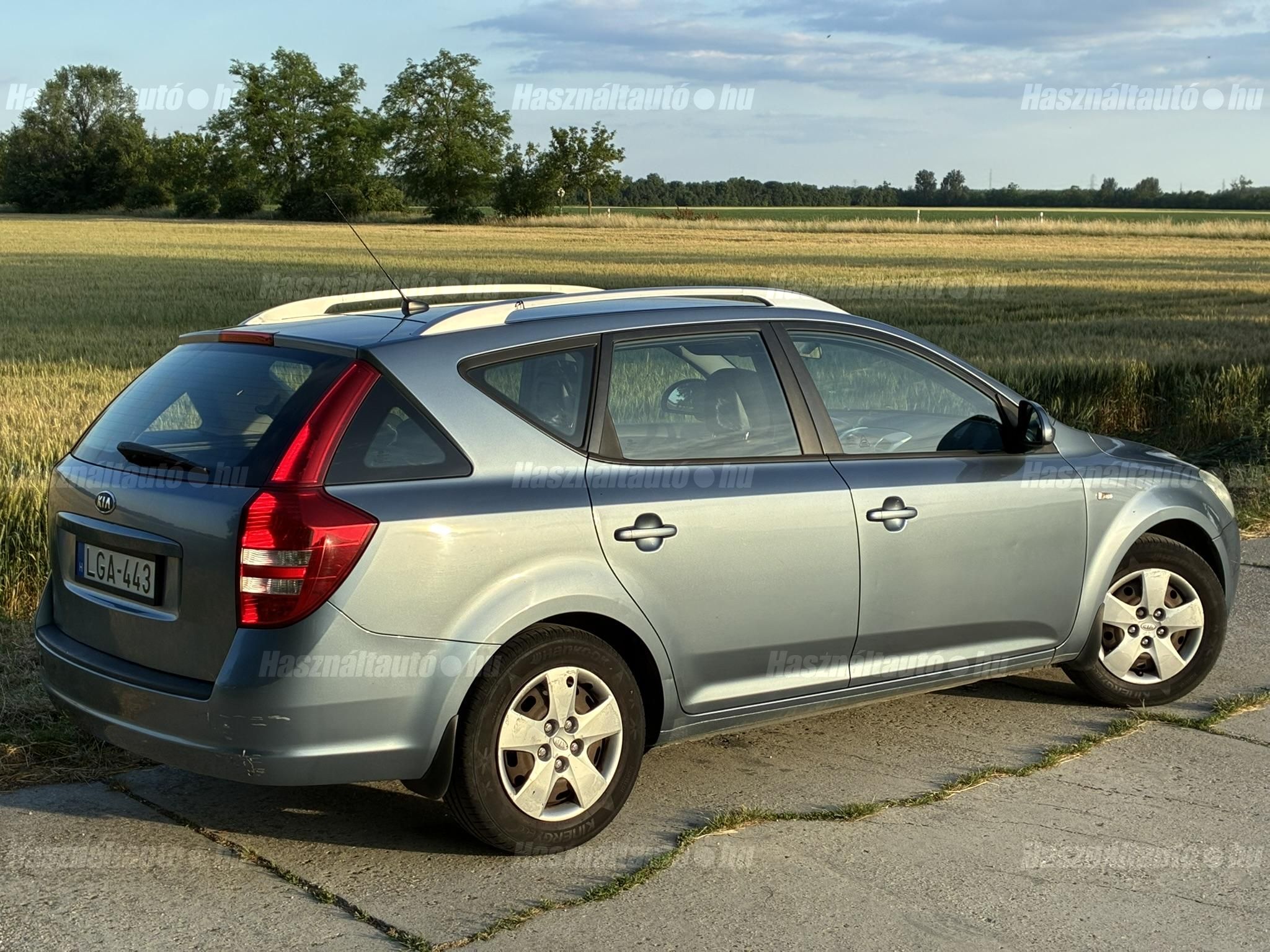 KIA CEE'D 2008/6 - 1