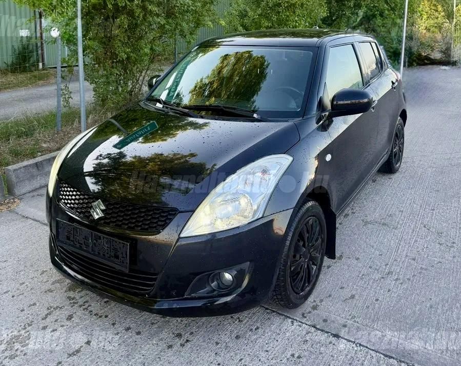 SUZUKI SWIFT 2012/12 - 1